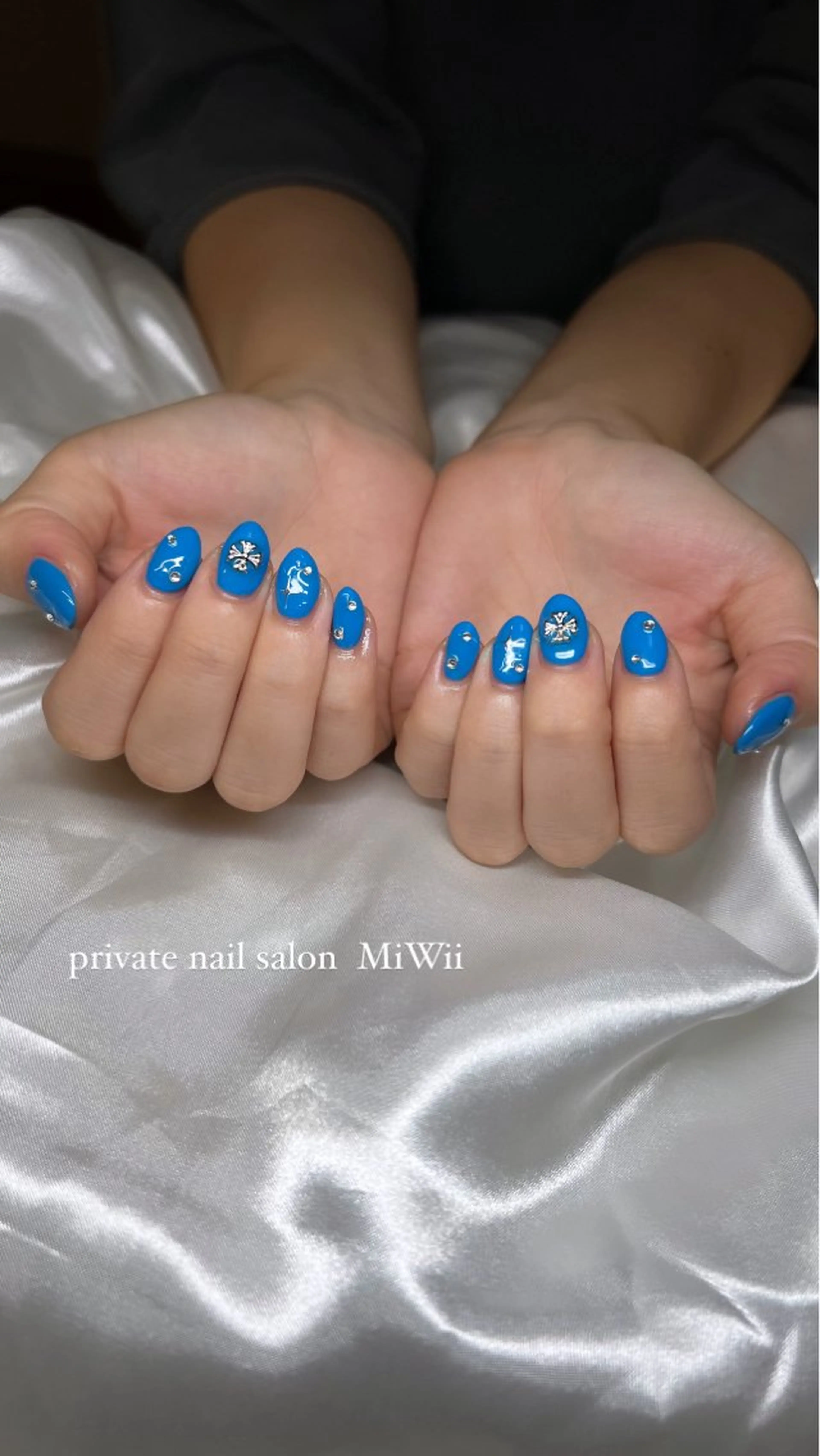 ネイル 𝐧𝐚𝐢𝐥 𝐌𝐢𝐖𝐢𝐢のネイルデザイン