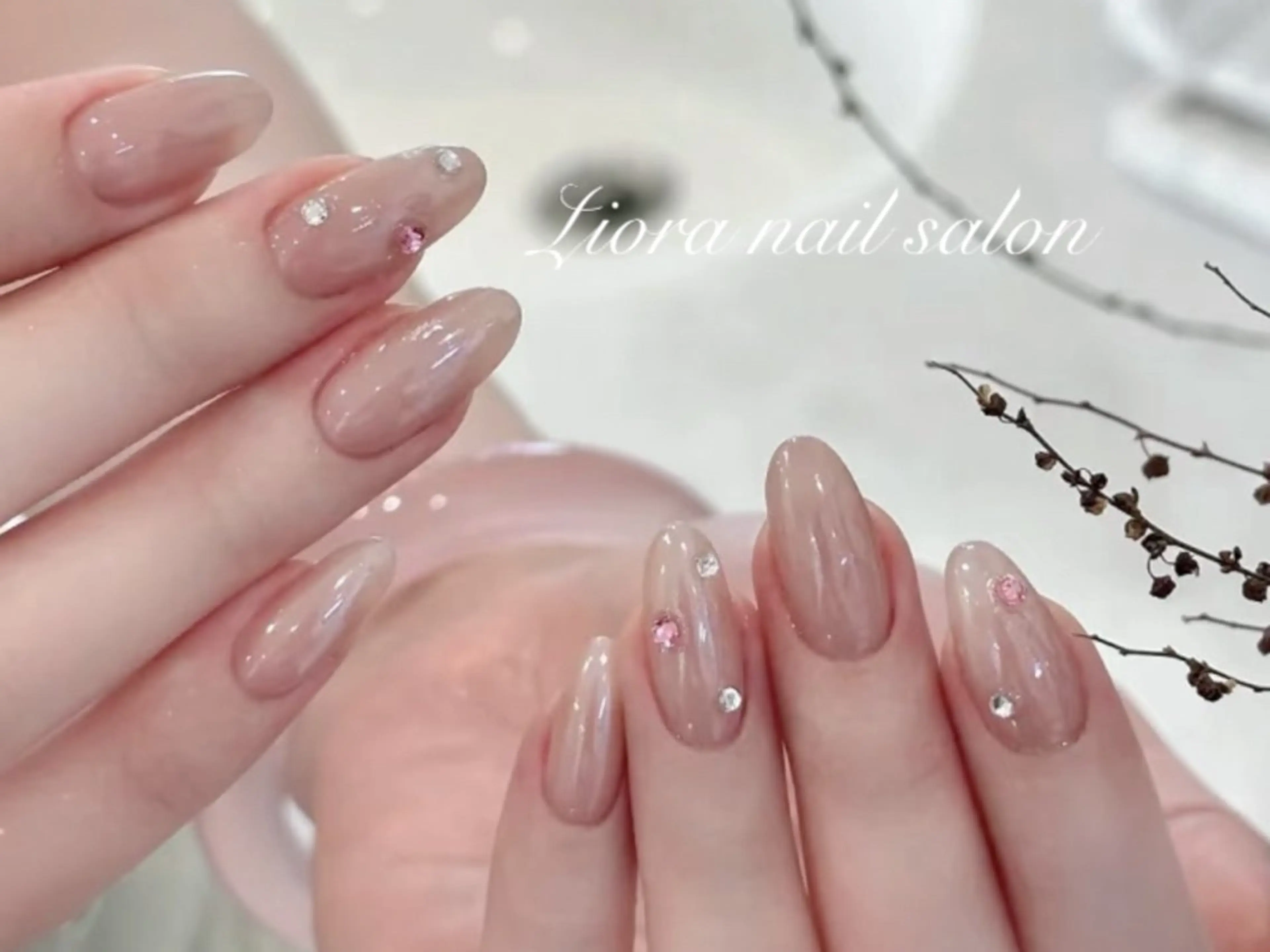 ネイル アートネイル フレンチネイル ジェルネイル ガーリー グラデーション ハンドネイル Liora nail スカルプ専門店のネイルデザイン