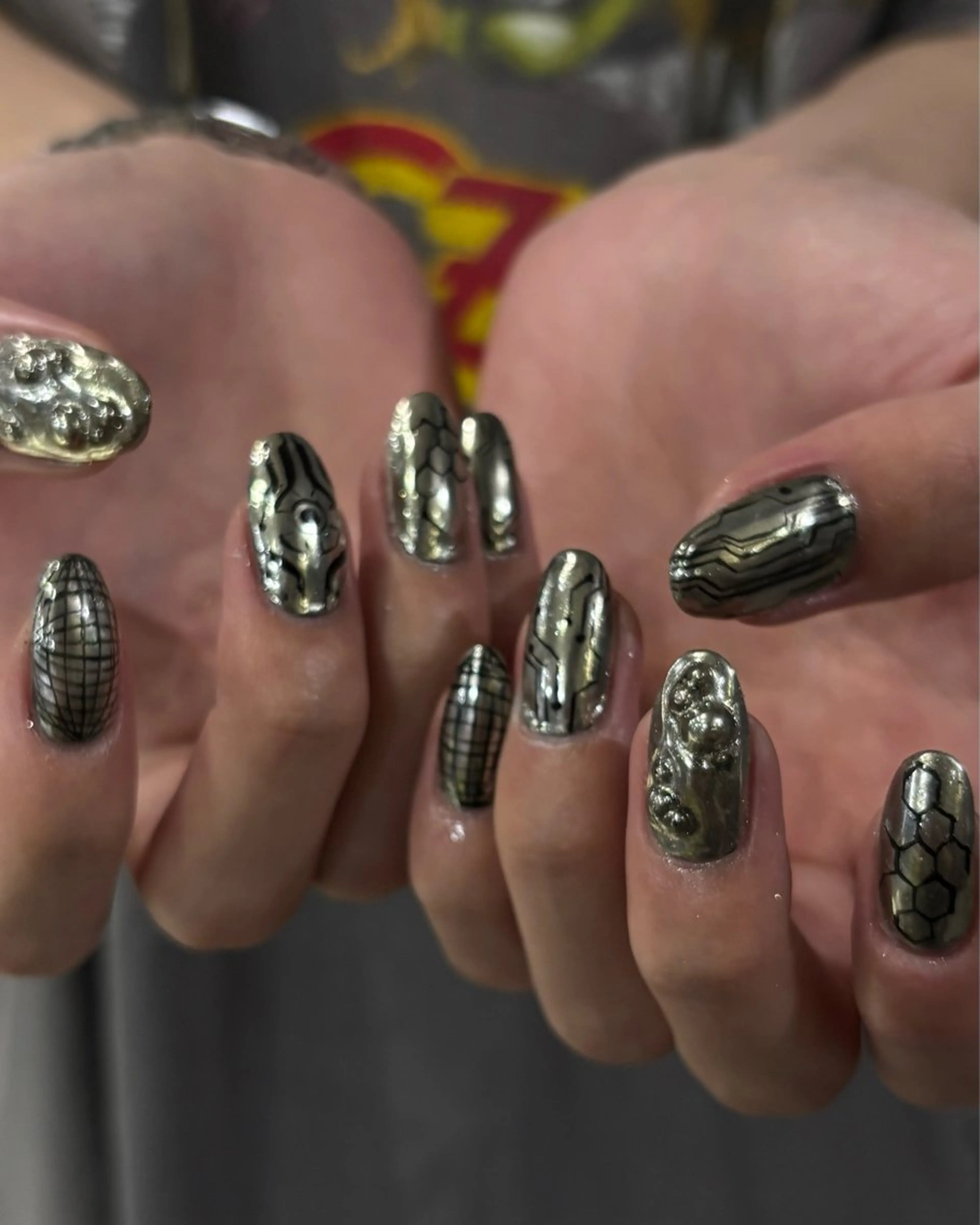 ネイル ハンドネイル 🪐富島彩夏 /海外nail🪐のネイルデザイン