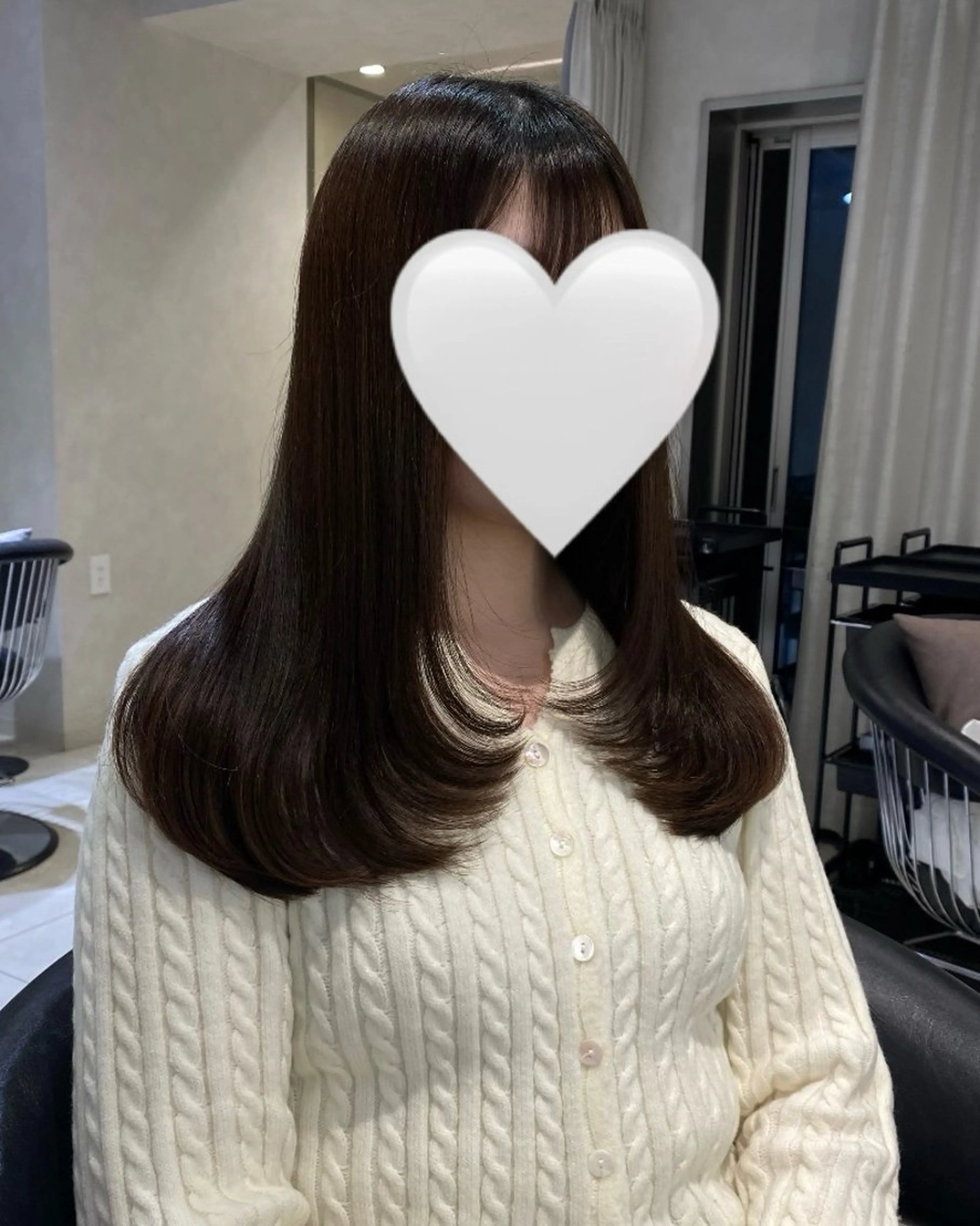 セミロング カット 色落ちまで綺麗な上品 ハイトーン／ふうか☽のヘアスタイル