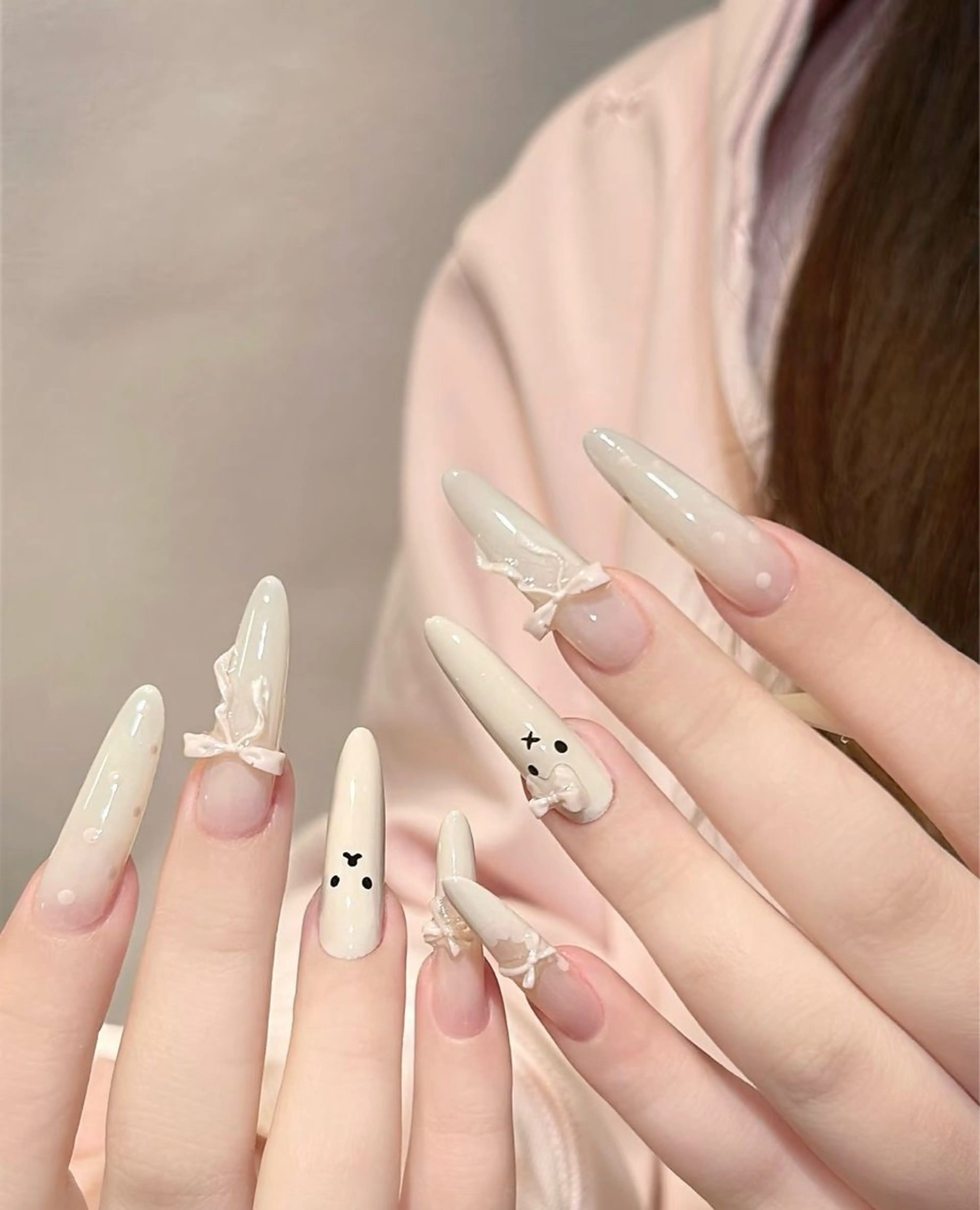 カラー グラデーションカラー ハンドネイル AIN Nailのネイルデザイン