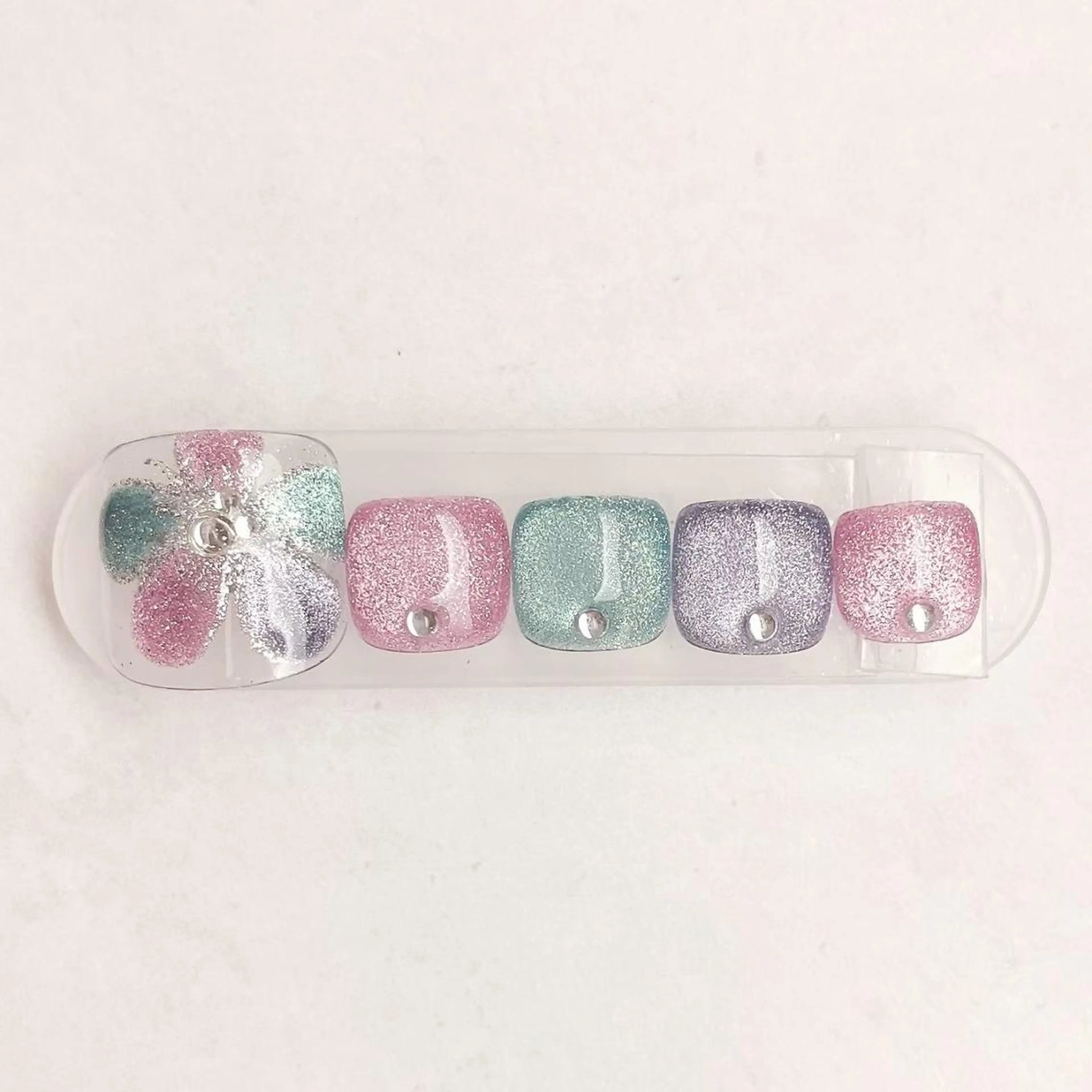 ネイル 丹羽 絵梨花のネイルデザイン