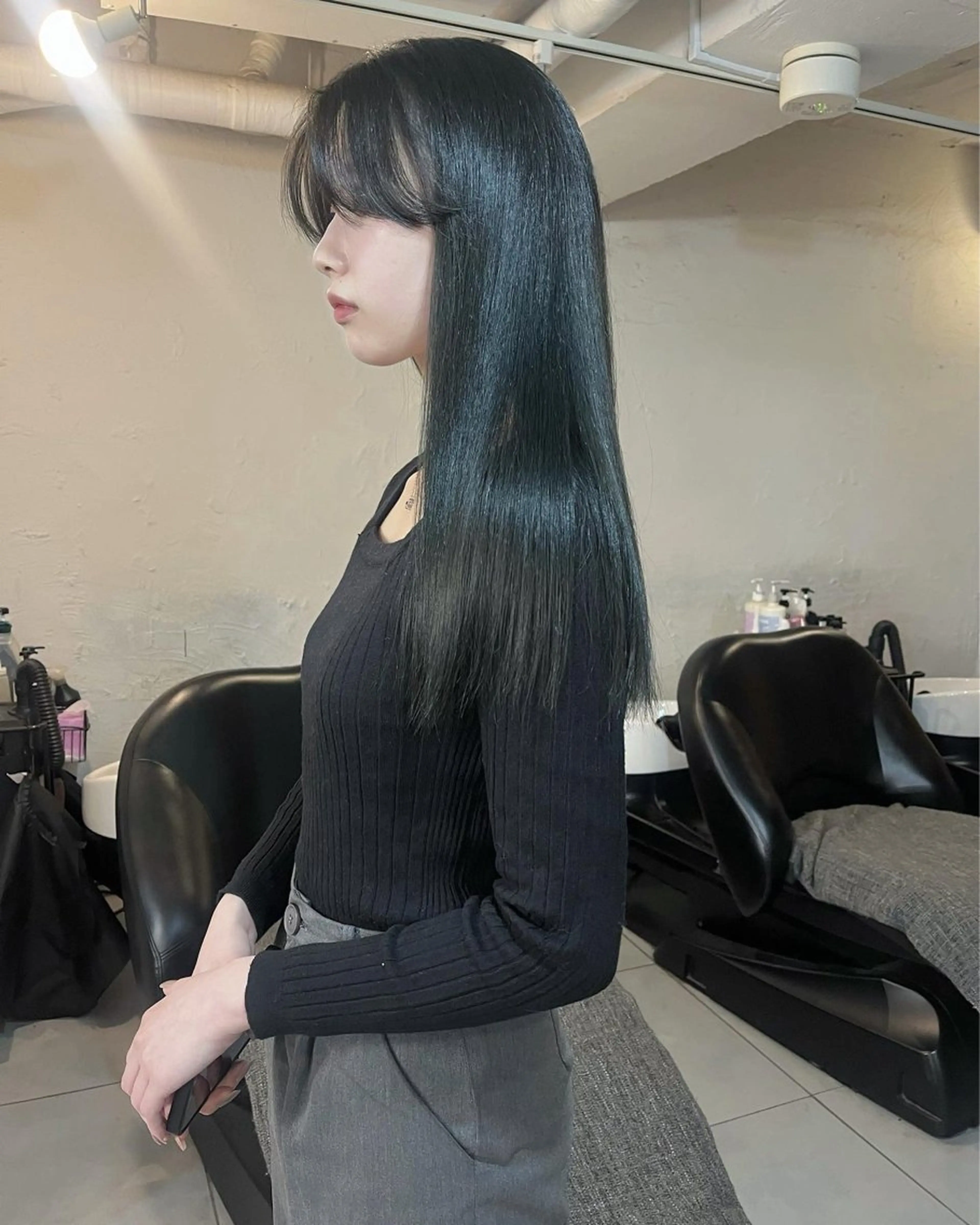 ロング カラー ヘアカラー トリートメント mizuho🐈‍⬛ 艶髪￤ダークトーンのヘアスタイル