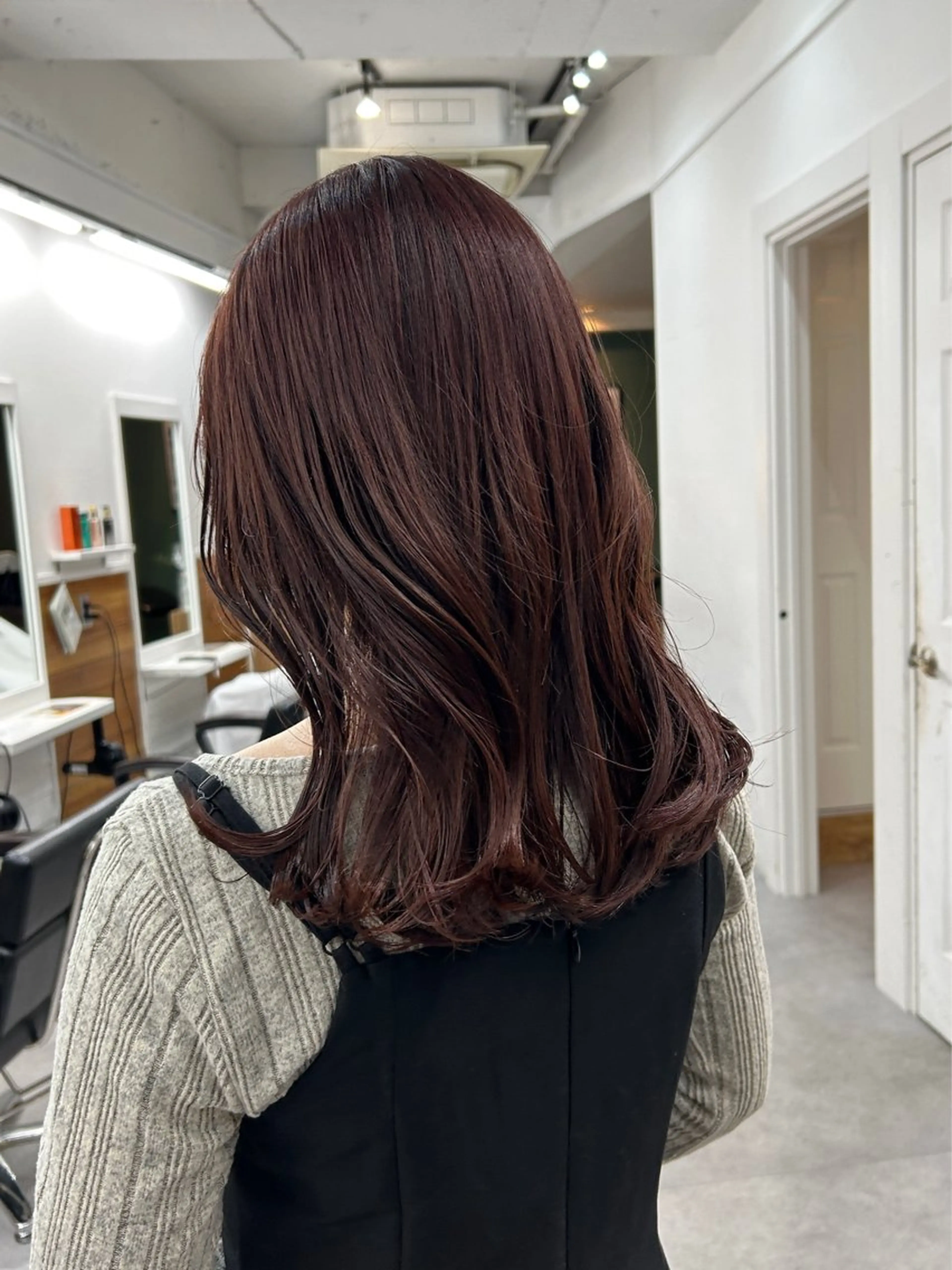 ミディアム カラー レイヤーボブ/ 艶カラー/サナ🌼のヘアスタイル