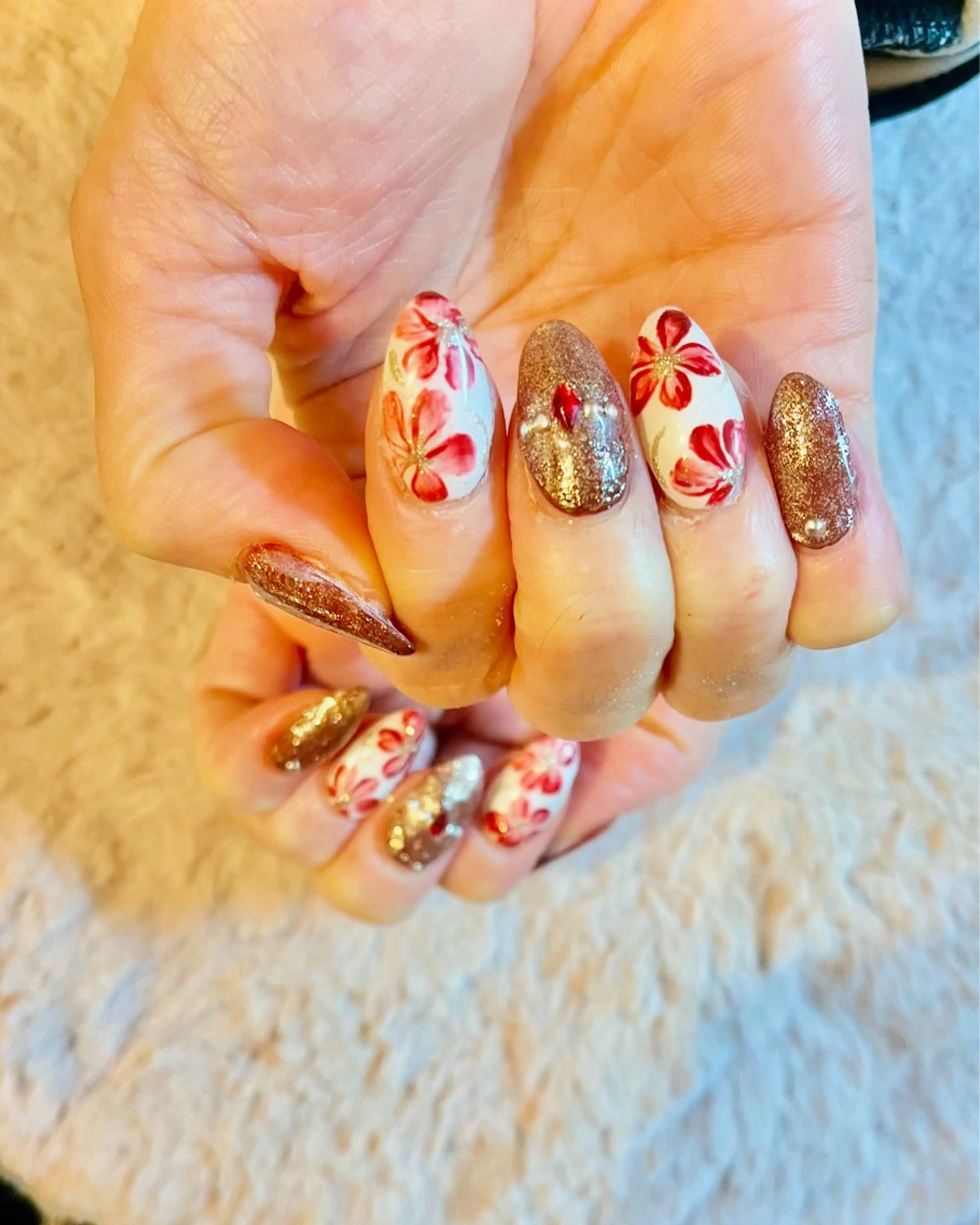 ネイル 新宿ネイルサロン ジェミディローサのネイルデザイン