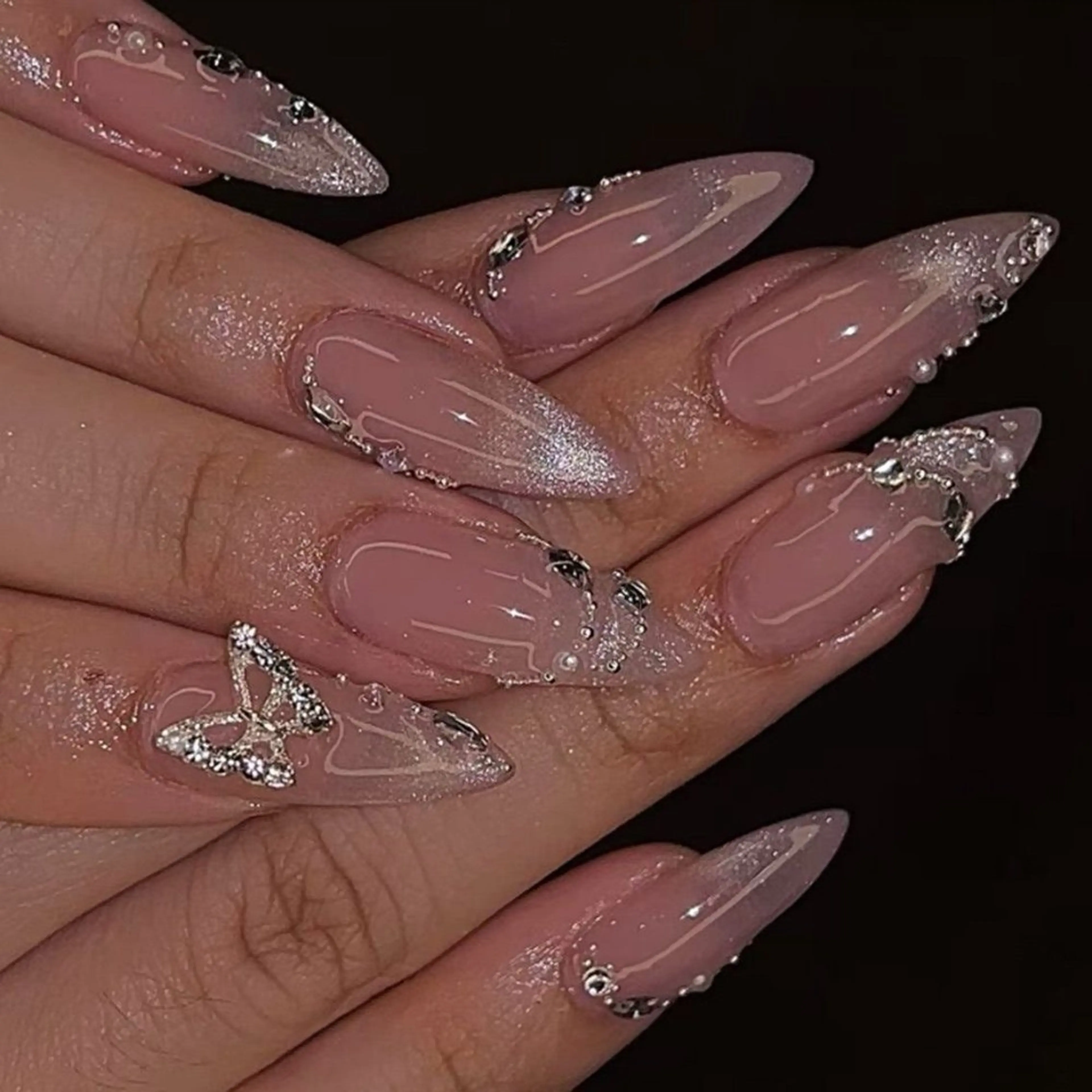 ネイル アートネイル 長さ出し ジェルネイル マグネットネイル ニュアンスネイル ハンドネイル Cloudy Chan Nailのネイルデザイン