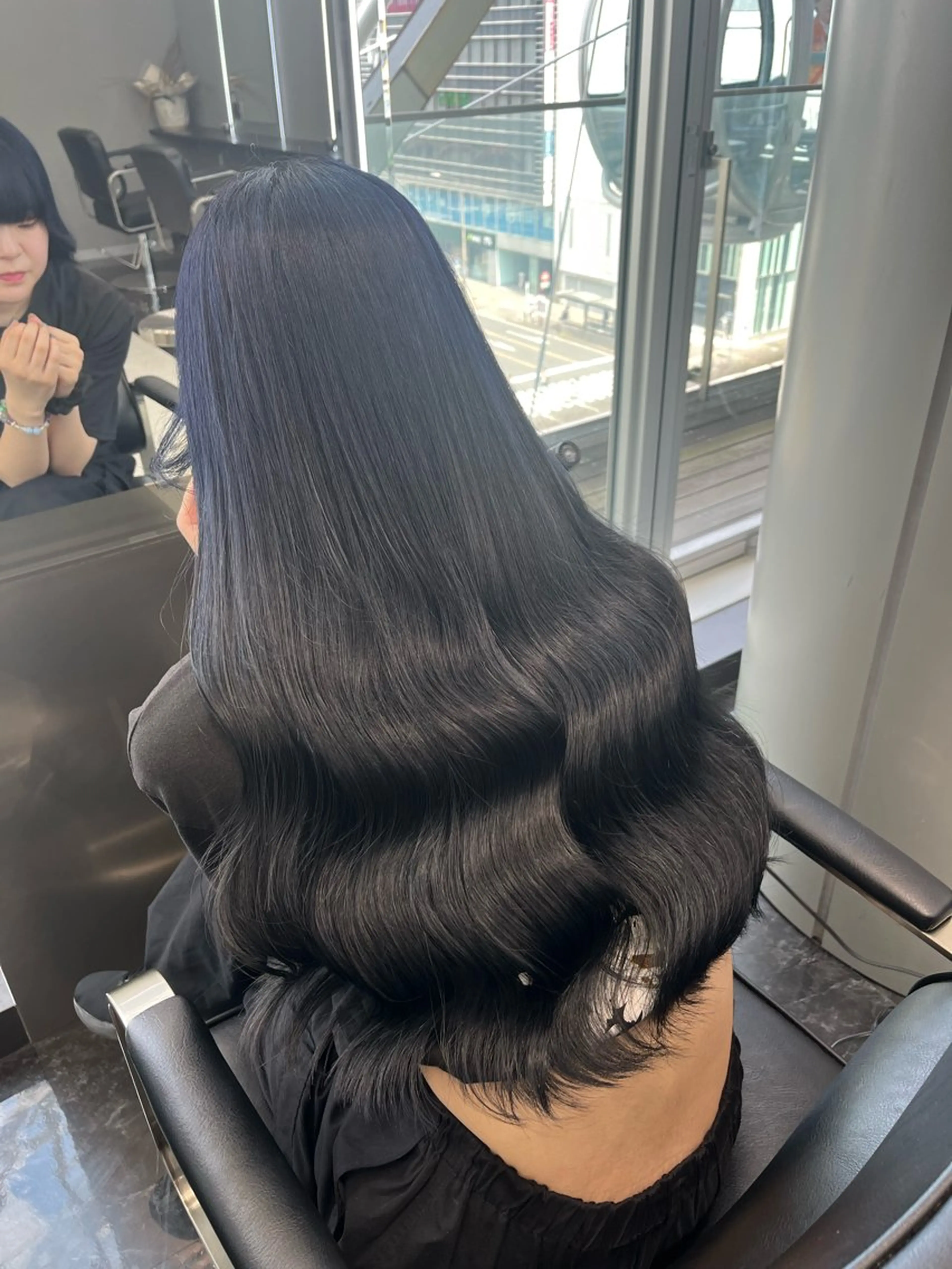 ロング カラー 黒髪 ブルーカラー ブルーブラック 透明感カラー オレンジ 韓国ヘア🖤/透明感 shihoのヘアスタイル