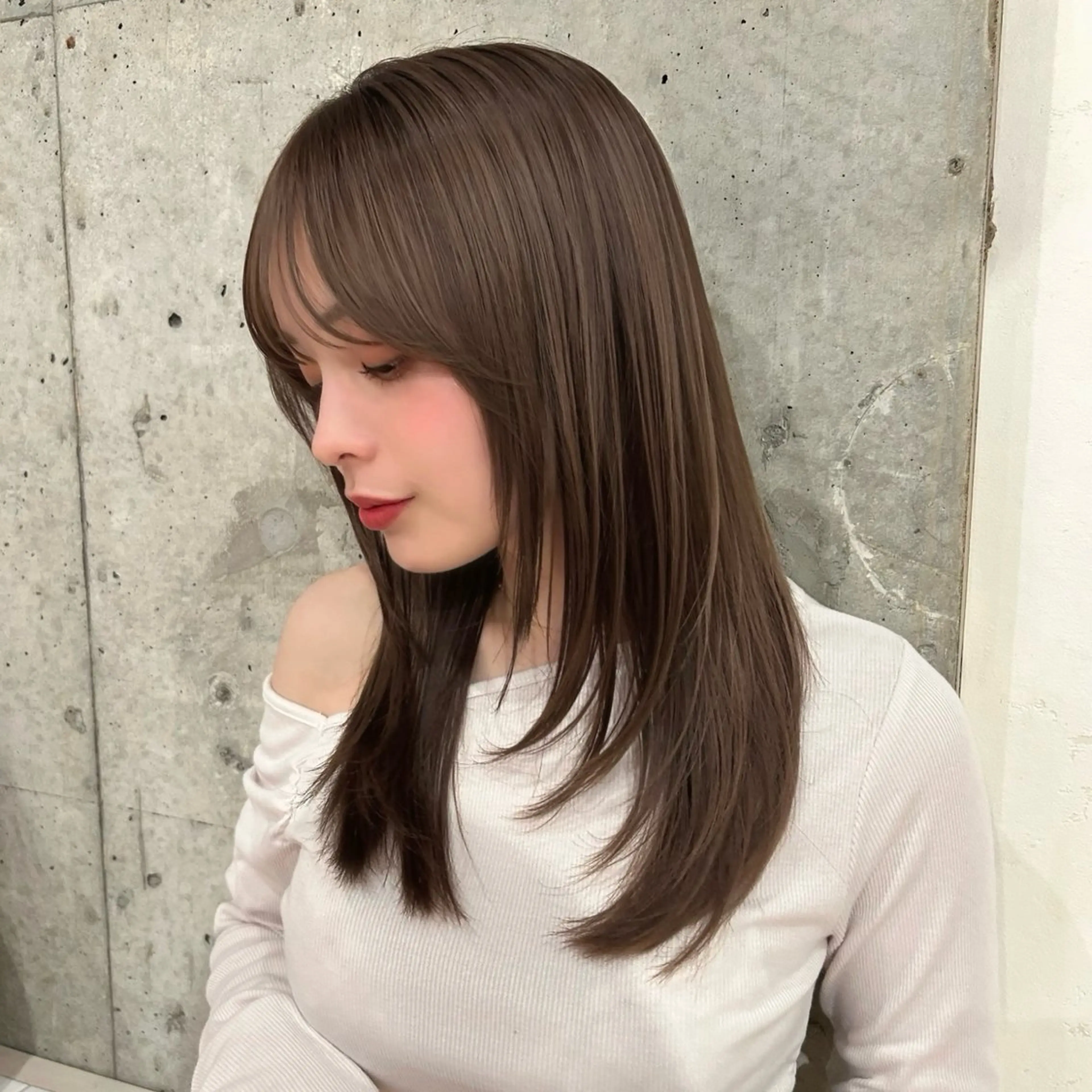 ロング ロングレイヤー レイヤーカット ロング カット ヘアカラー トリートメント 🌸透明感/レイヤー / 栗林 彩🌸のヘアスタイル