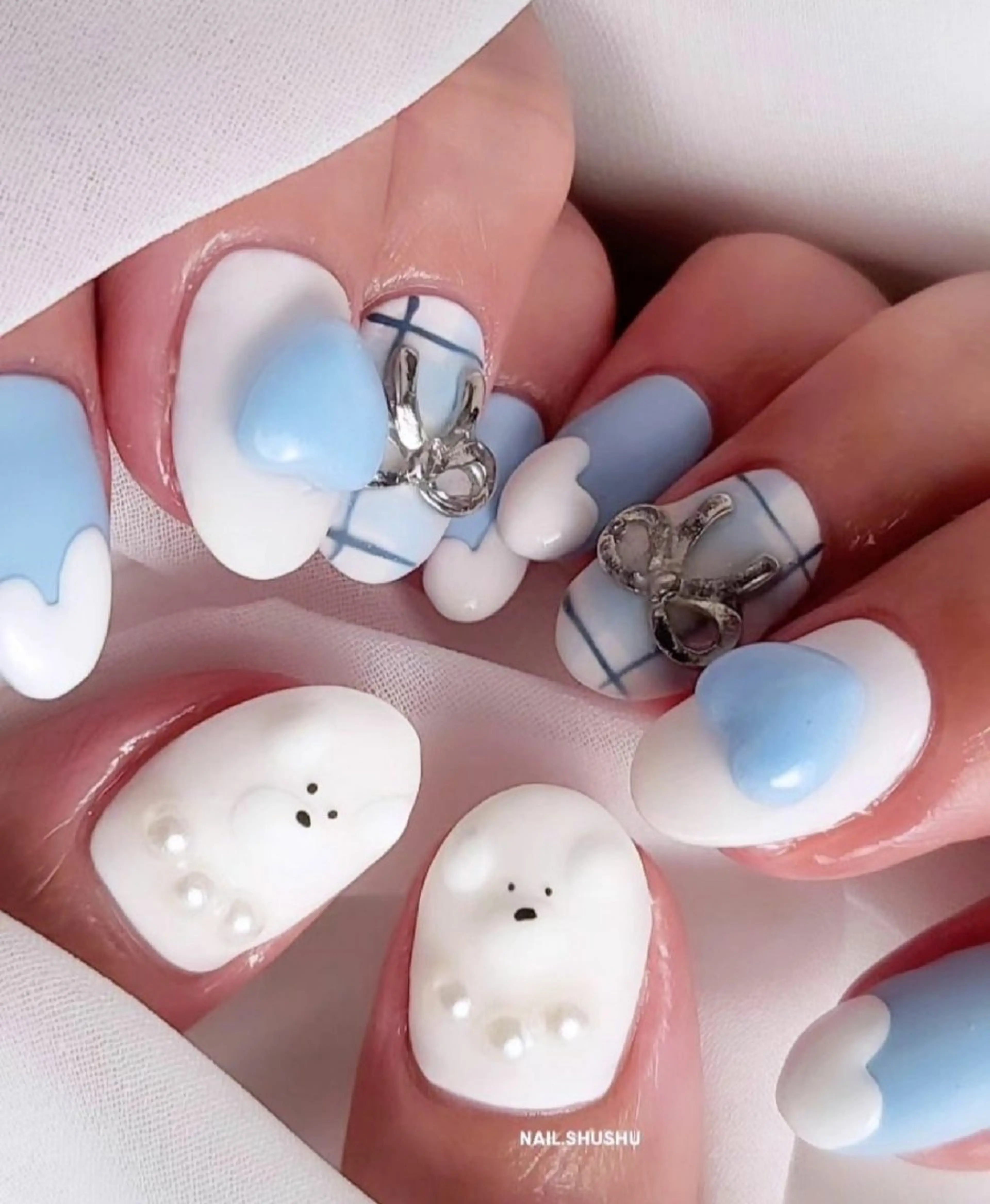 ネイル 持ち込み ニュアンスネイル ワンカラーネイル シンプルネイル 冬ネイル ハンドネイル 3dパーツ/流行り 👧shushu❤️のネイルデザイン