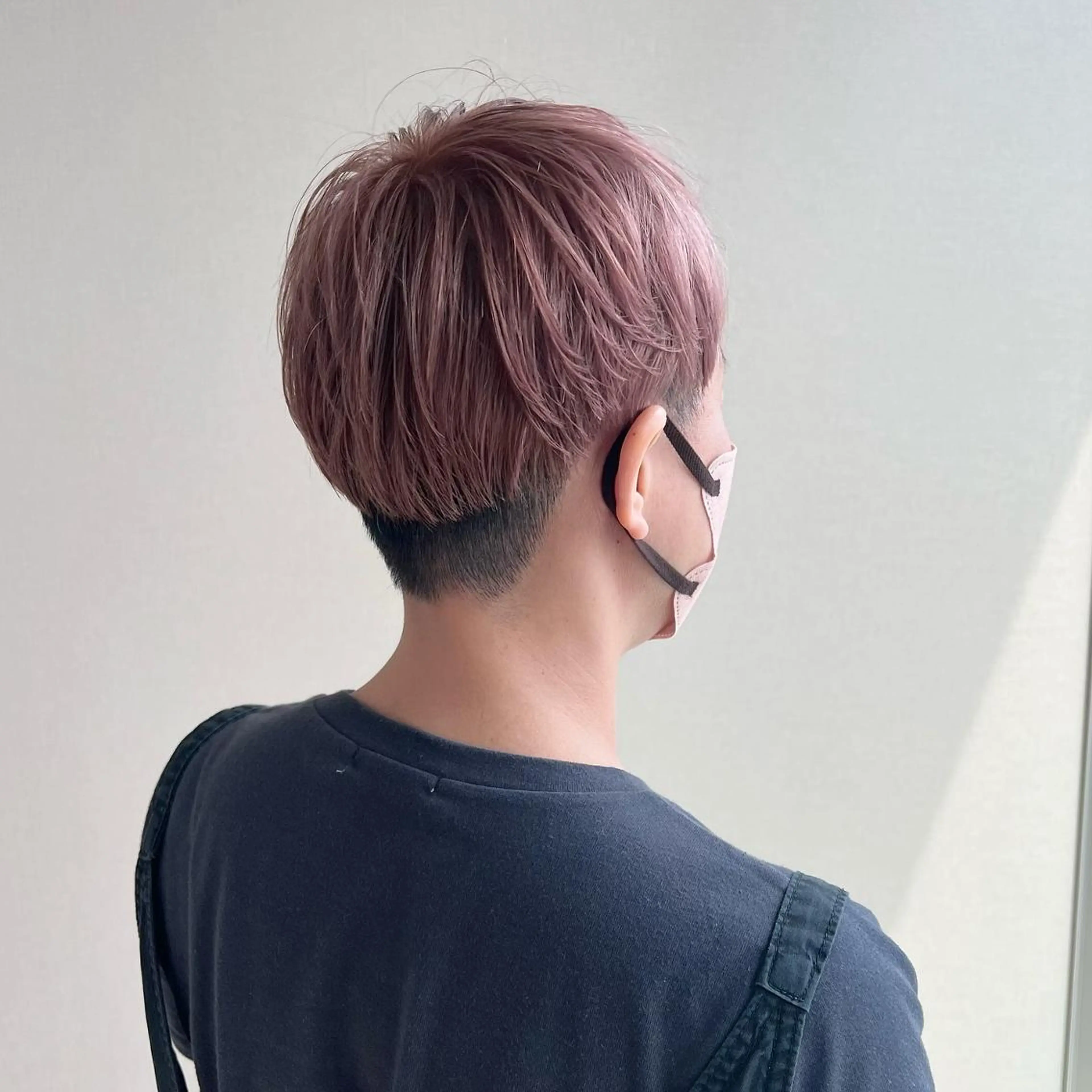 カラー ベージュカラー ピンクカラー ピンクベージュ ヘアカラー 堀結香/顔まわり レイヤー/蒲生四丁目のヘアスタイル