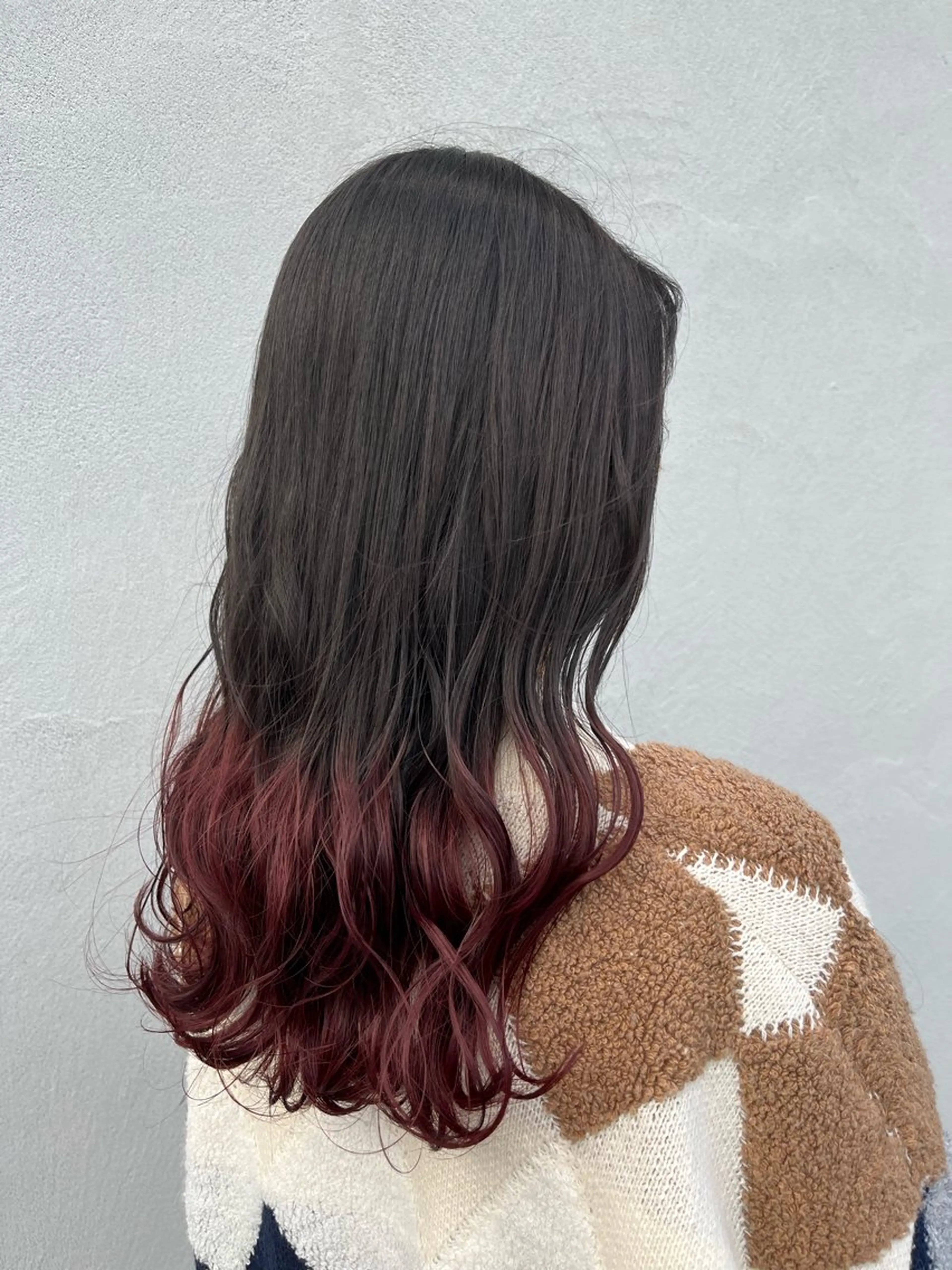 ロング ヘアカラー トリートメント 伊津 綾理彩のヘアスタイル