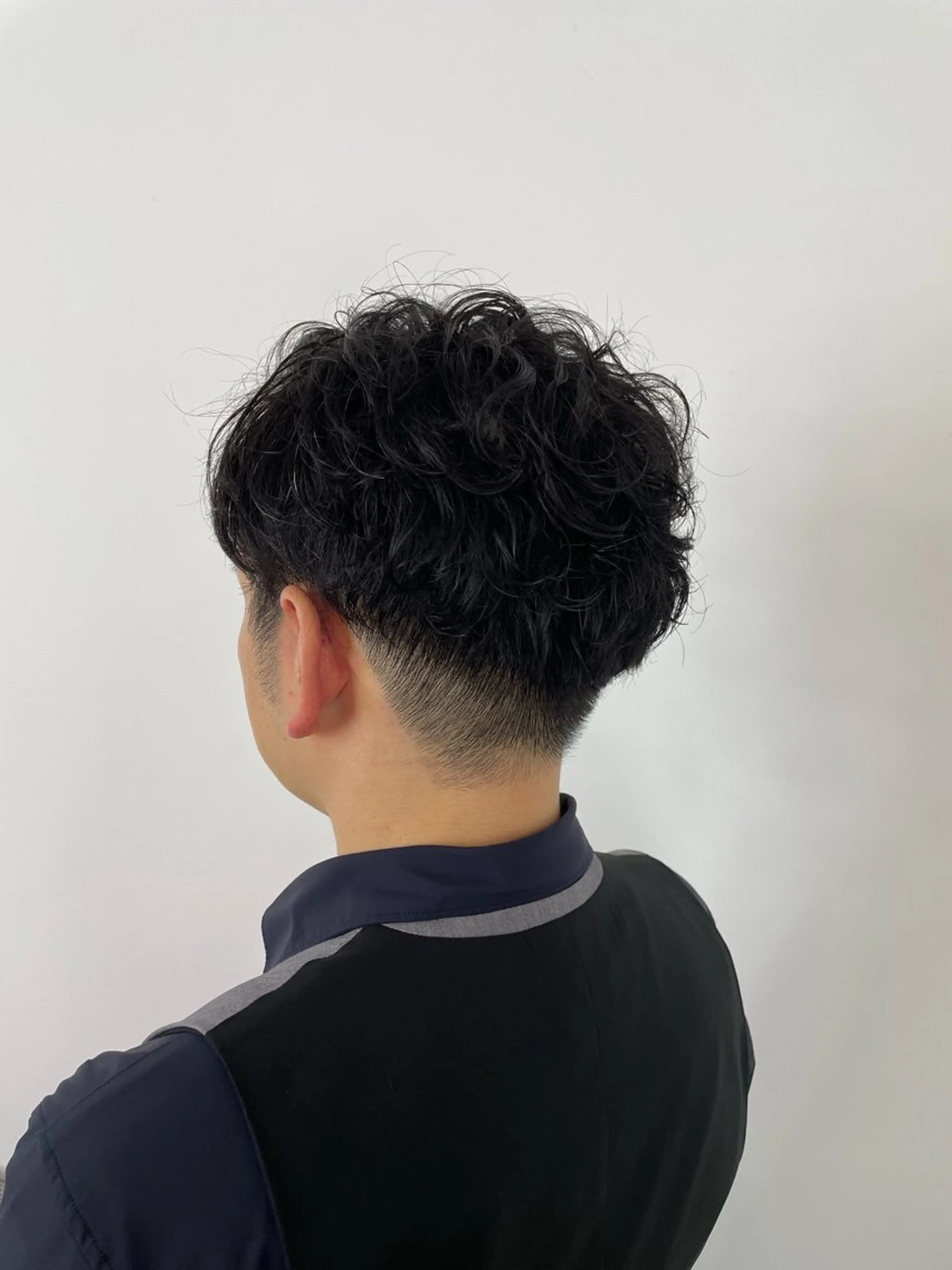 パーマ メンズ メンズパーマ カット パーマ MINAMO 韓国レイヤーのヘアスタイル