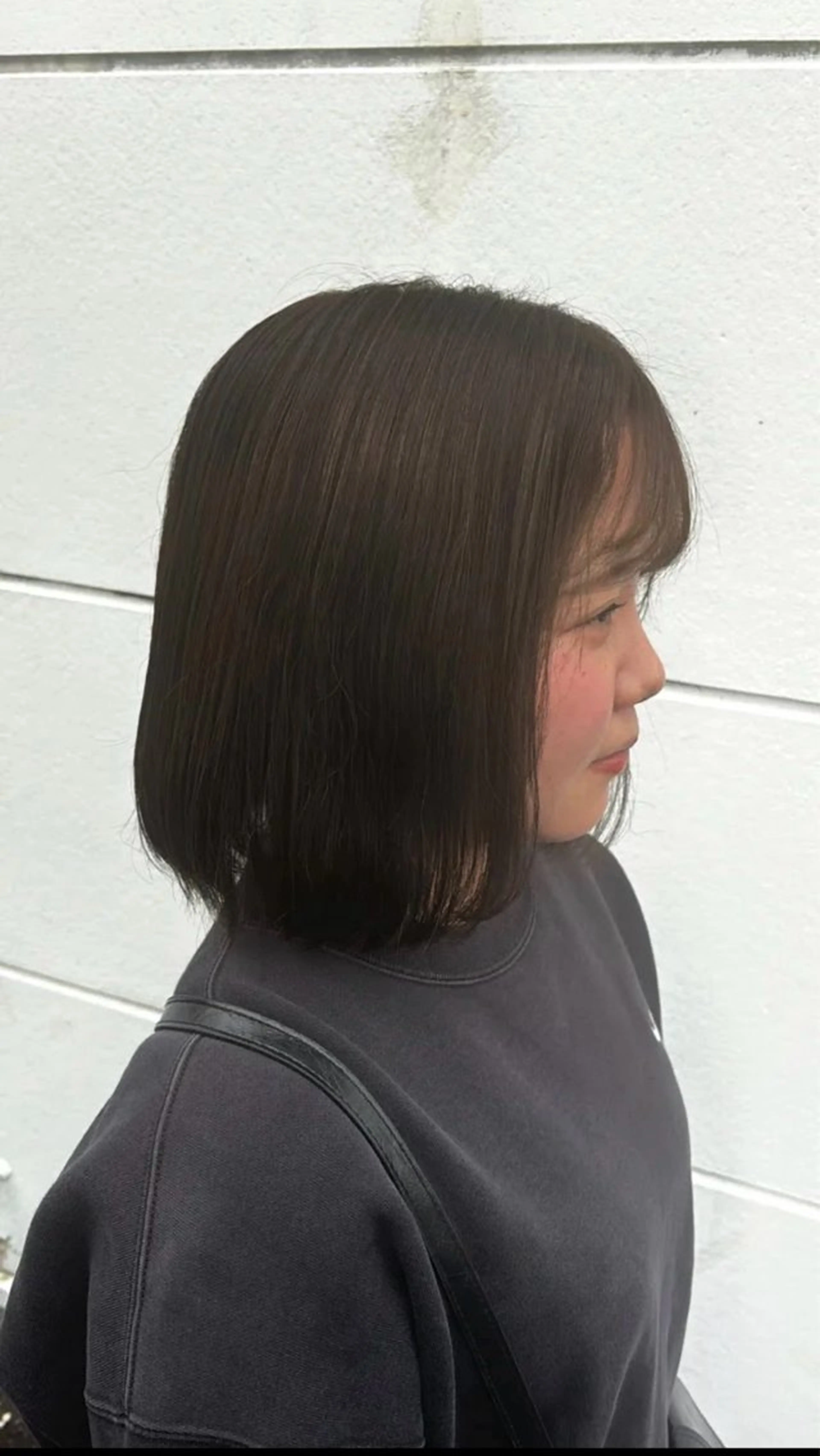 カラー ブラウンカラー ダークブラウン 佐々木 彩芽のヘアスタイル