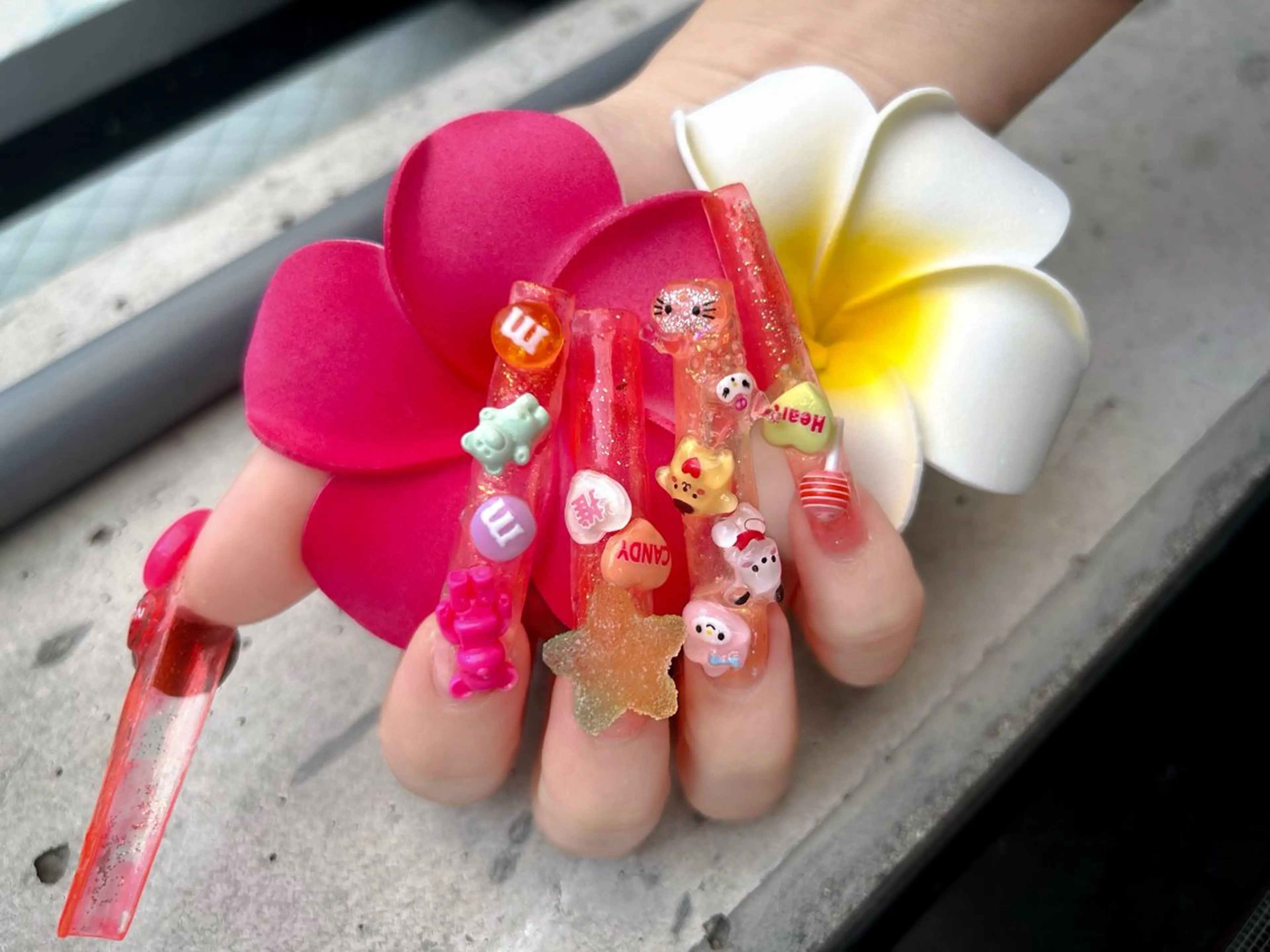 ネイル CHULA& BLANCのネイルデザイン