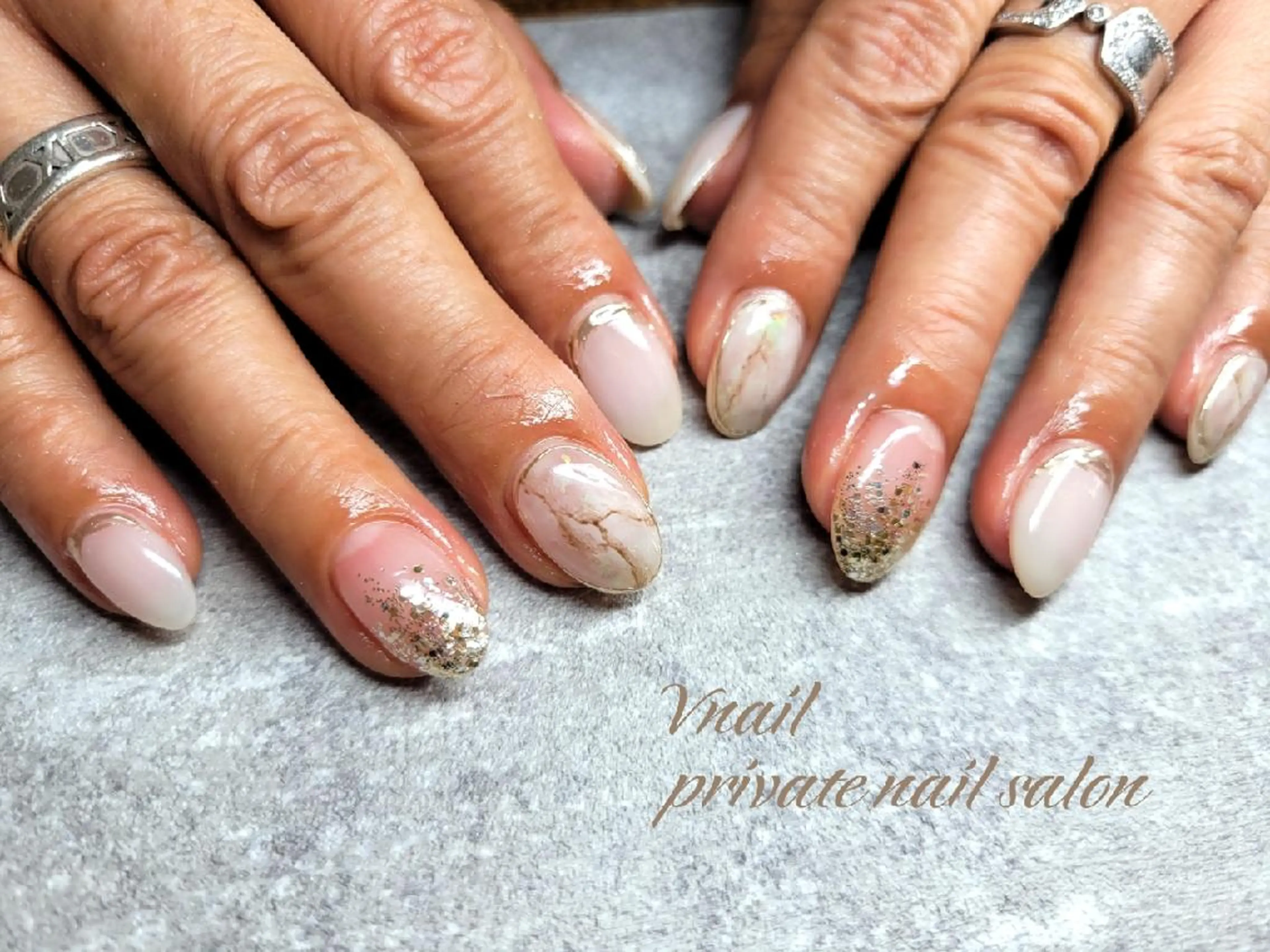 ネイル ハンドネイル V. nailのネイルデザイン