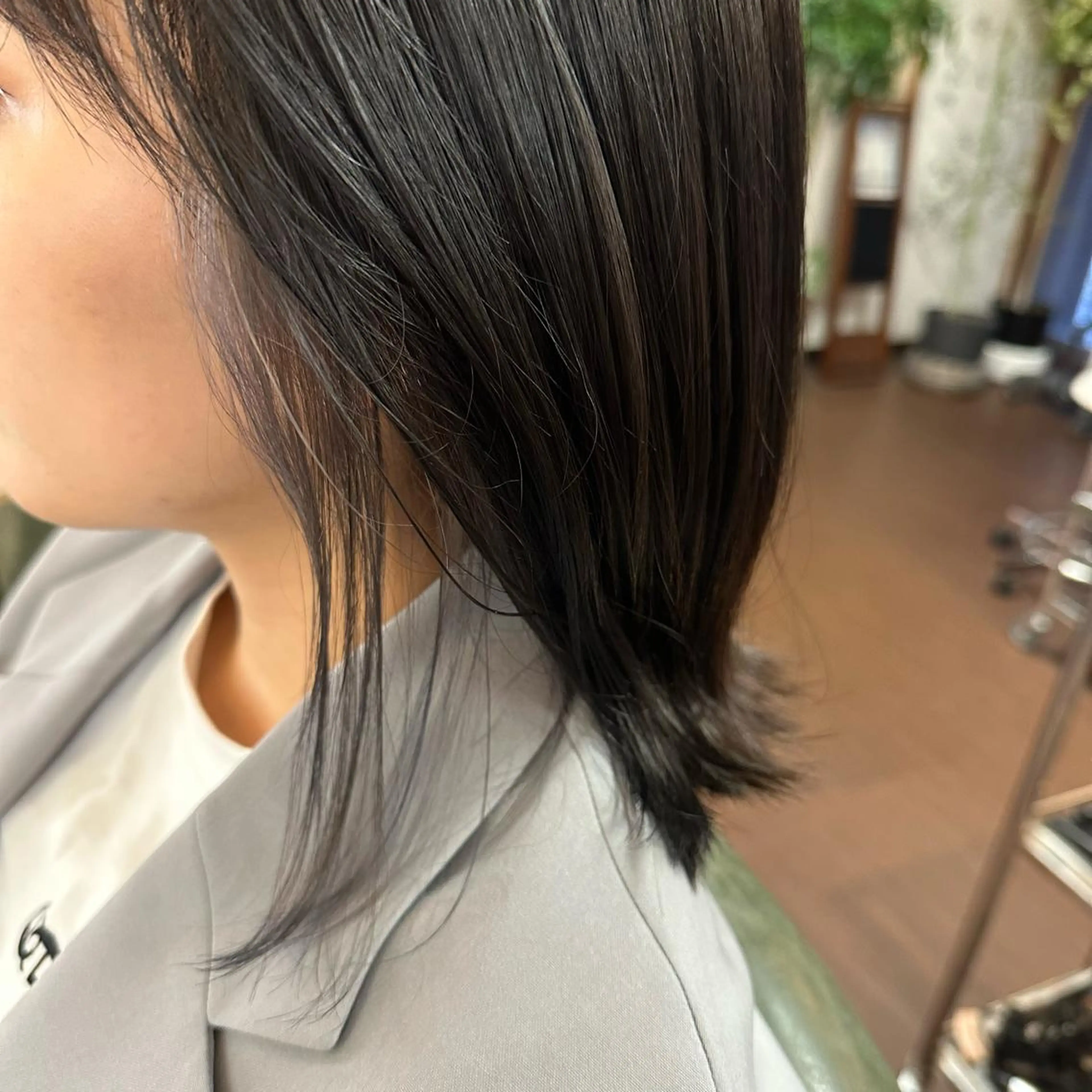 ミディアム カラー 外ハネヘア カット ヘアカラー 大人女性の艶カット カラー/菊池柊真🌟のヘアスタイル