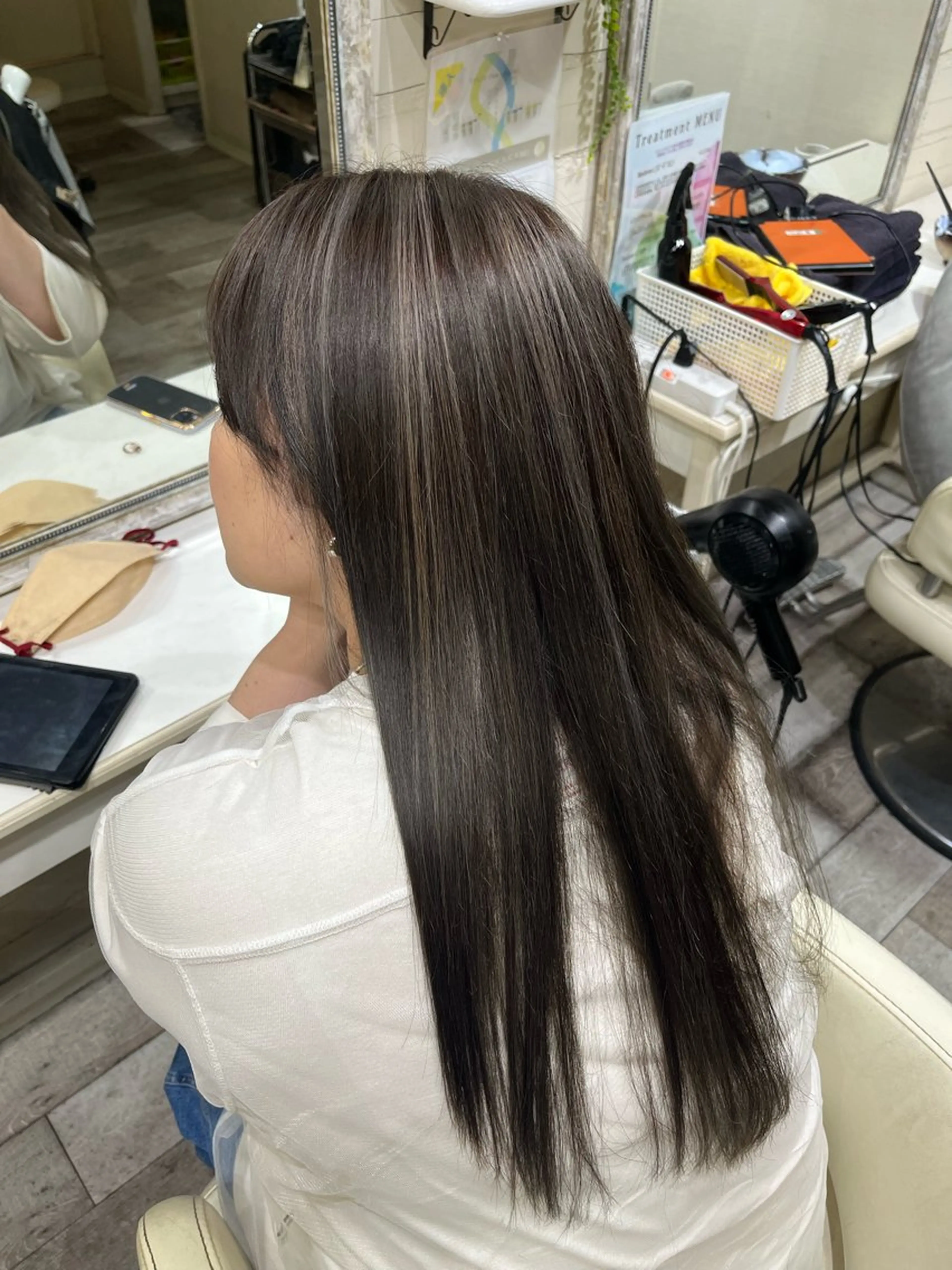 ロング カラー ブリーチ ハイライトカラー ハイライト ヘアカラー カラー職人 なかもと たつひろのヘアスタイル
