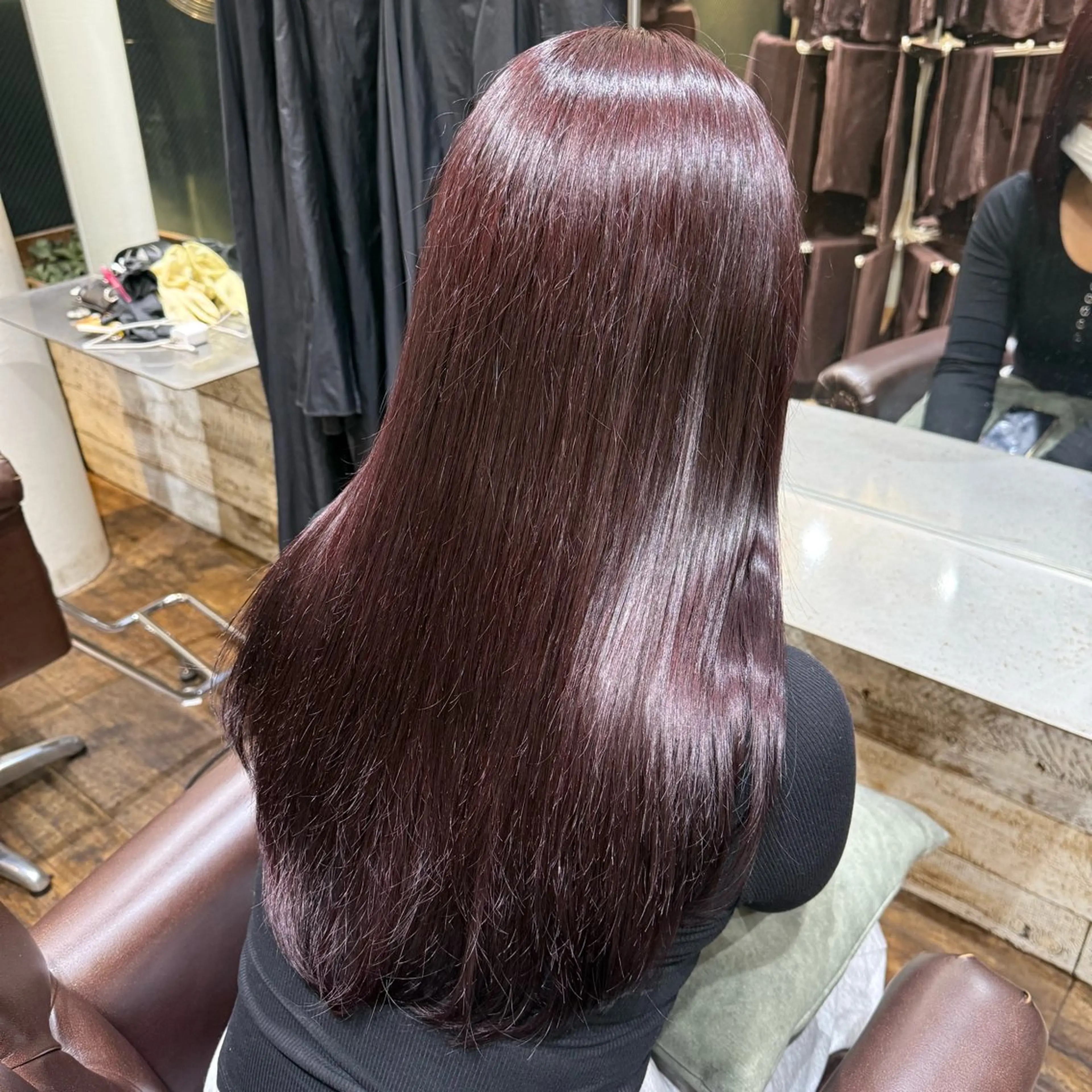 ロング カラー ブラウンカラー カシス ヘアカラー トリートメント ヘッドスパ パーマ無料モデル様 募集中💖ゆりのヘアスタイル