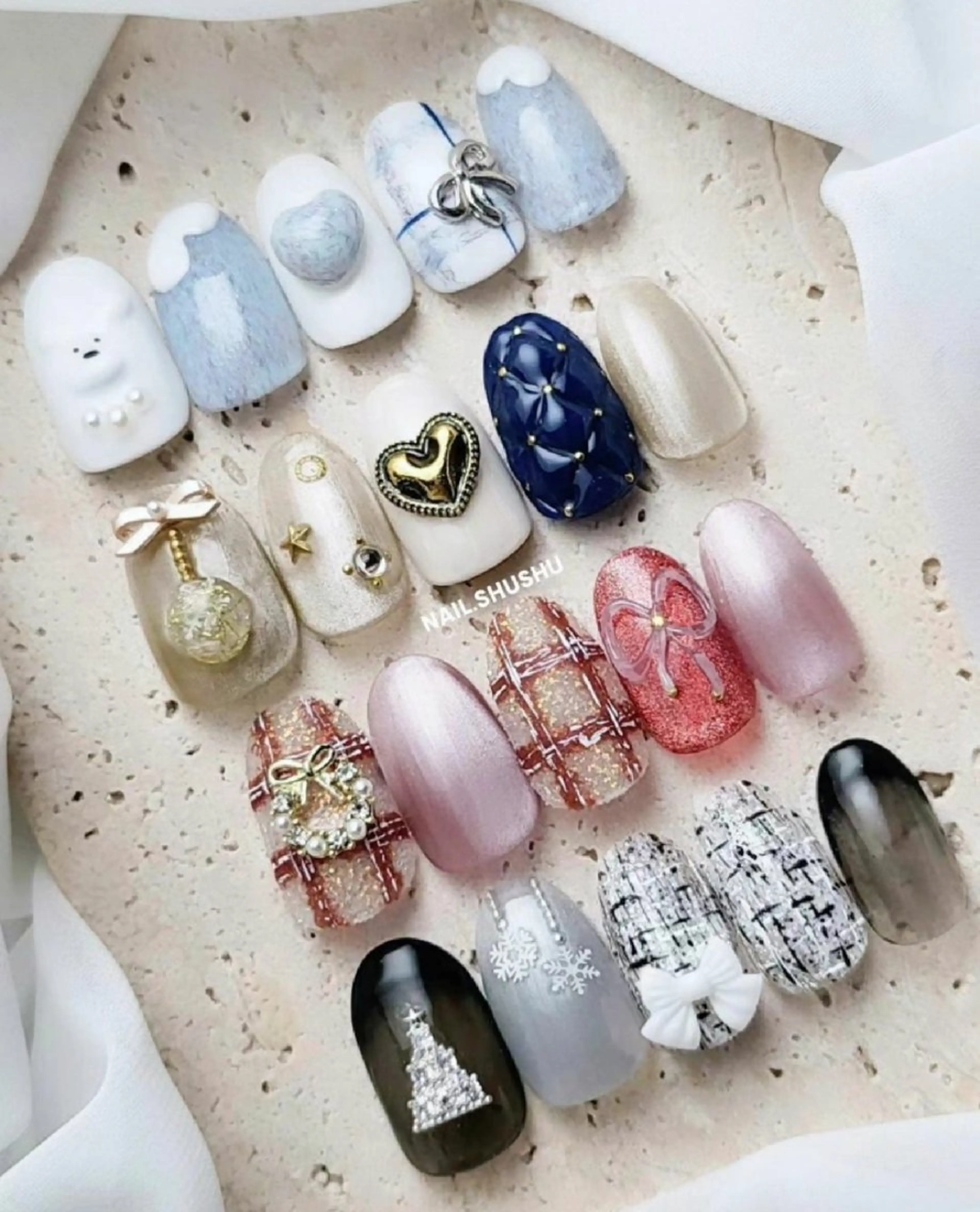 ネイル 持ち込み ニュアンスネイル ワンカラーネイル シンプルネイル 冬ネイル 3dパーツ/流行り 👧shushu❤️のネイルデザイン