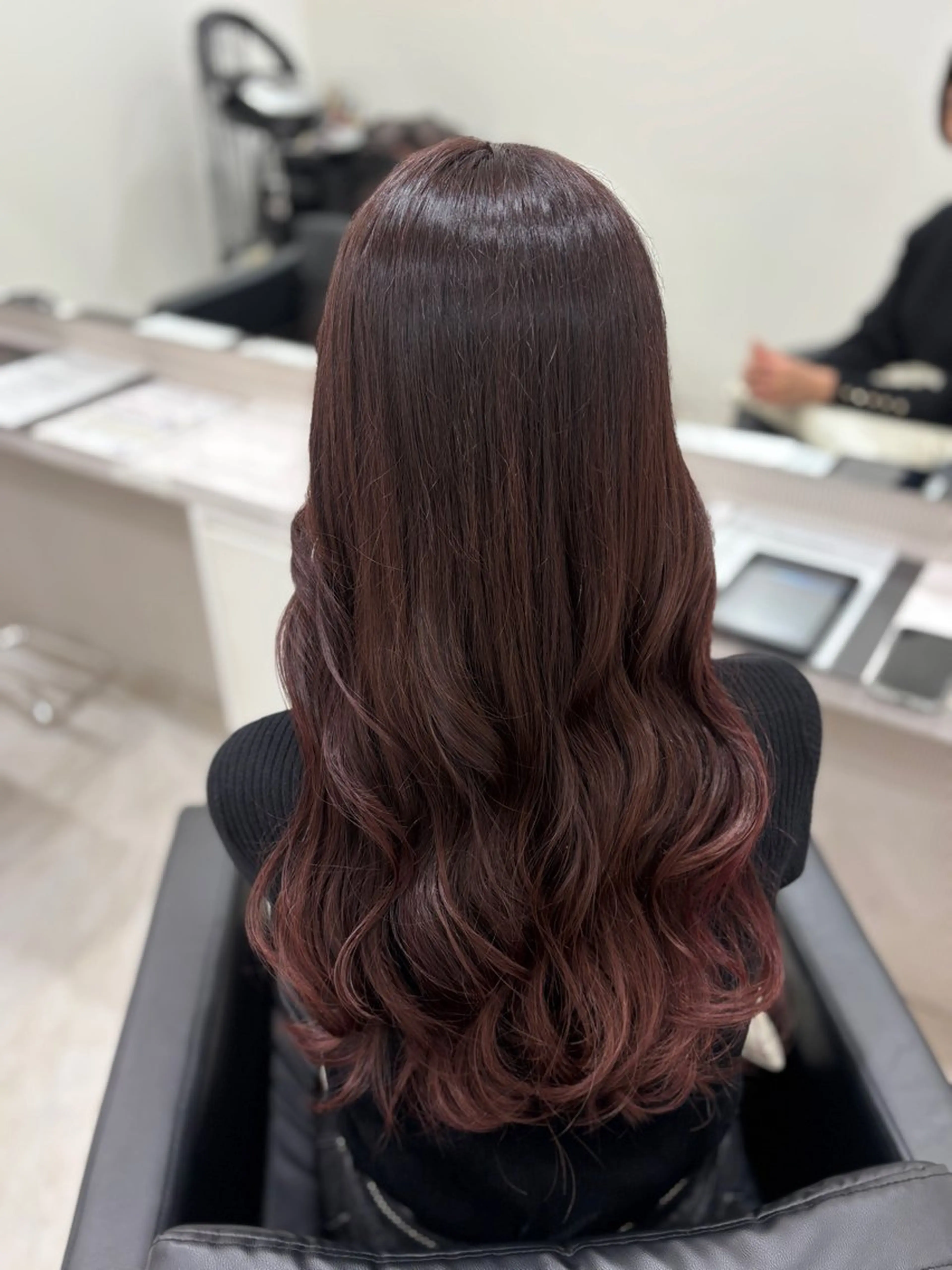 ❗️急募❗️【💜18時- 残り2名様限定💜】カット✂️+艶カラー🪽 メンズも大歓迎👦🏻✨の写真