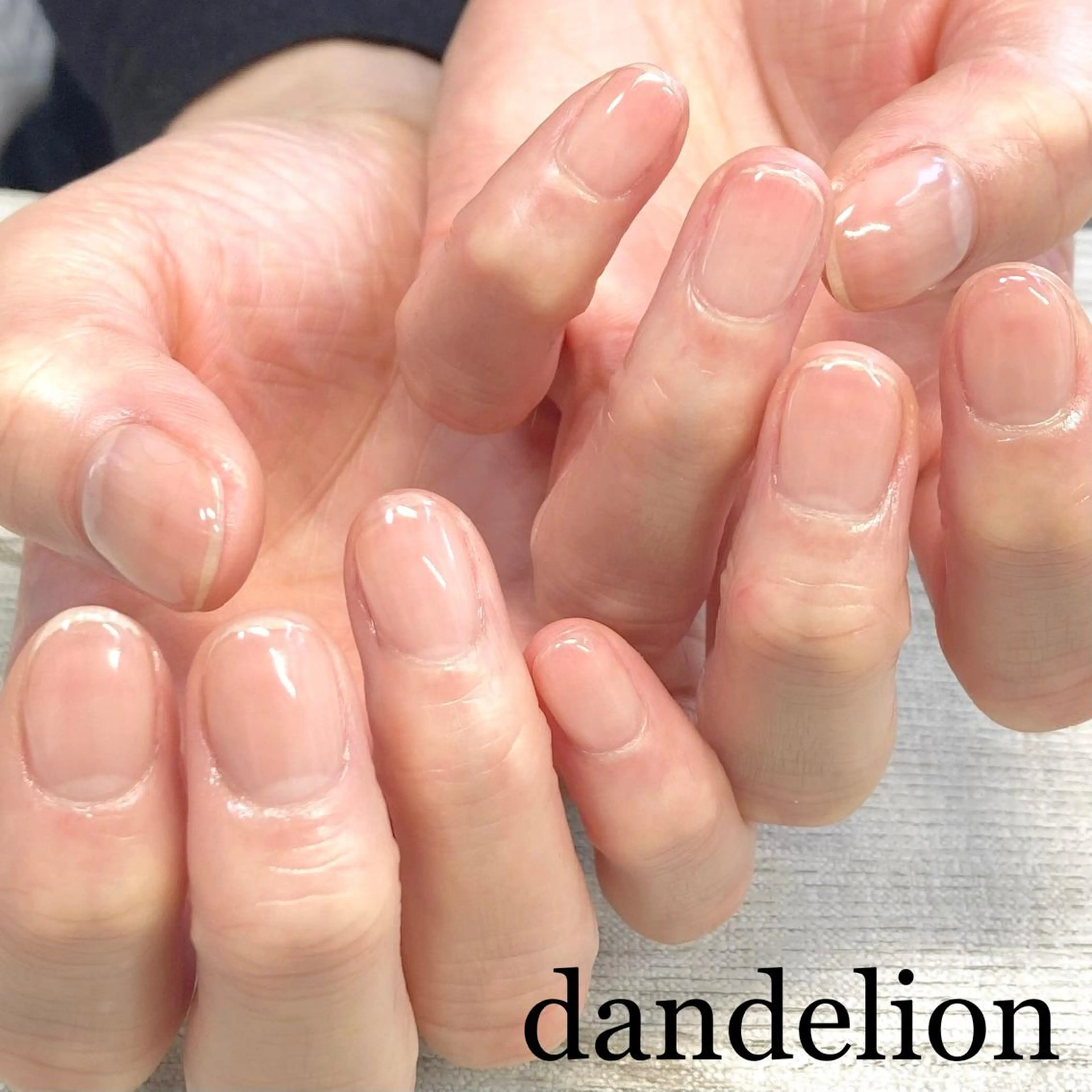 ネイル ハンドネイル ハンドケア dandelion ダンデライオンのネイルデザイン