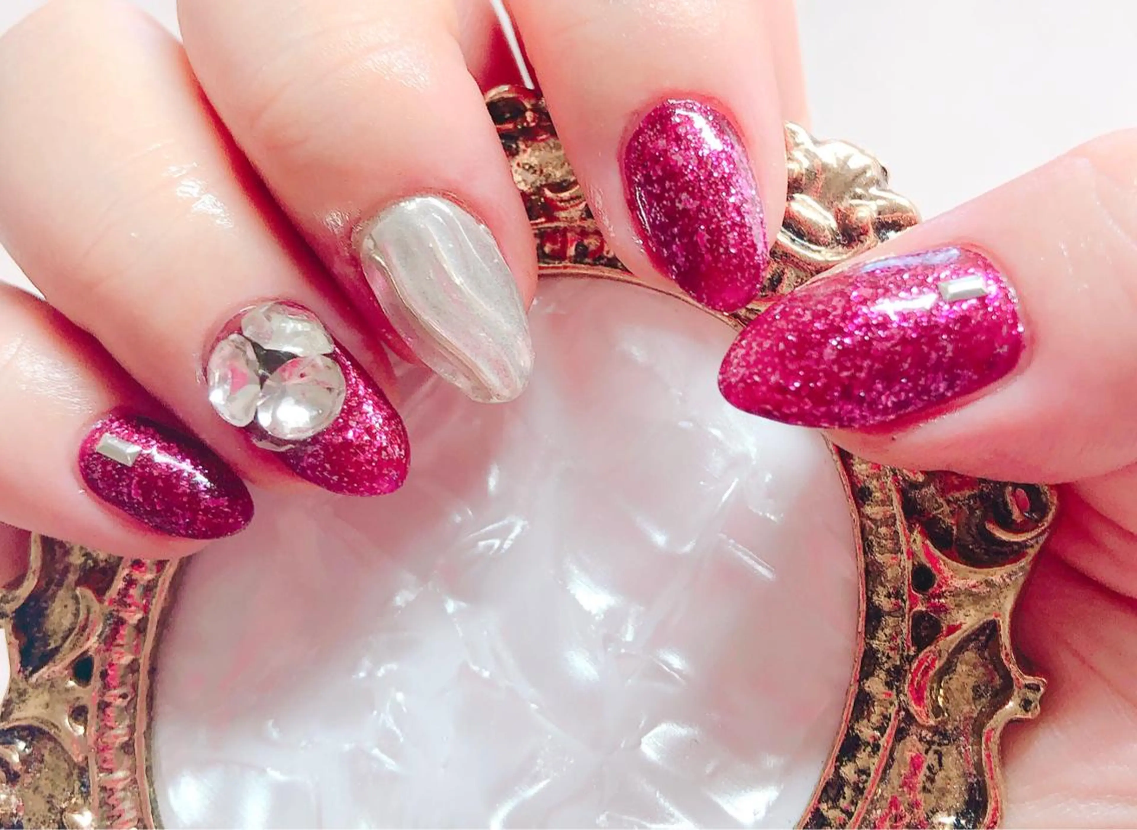 ネイル CROWN プライベートサロンのネイルデザイン