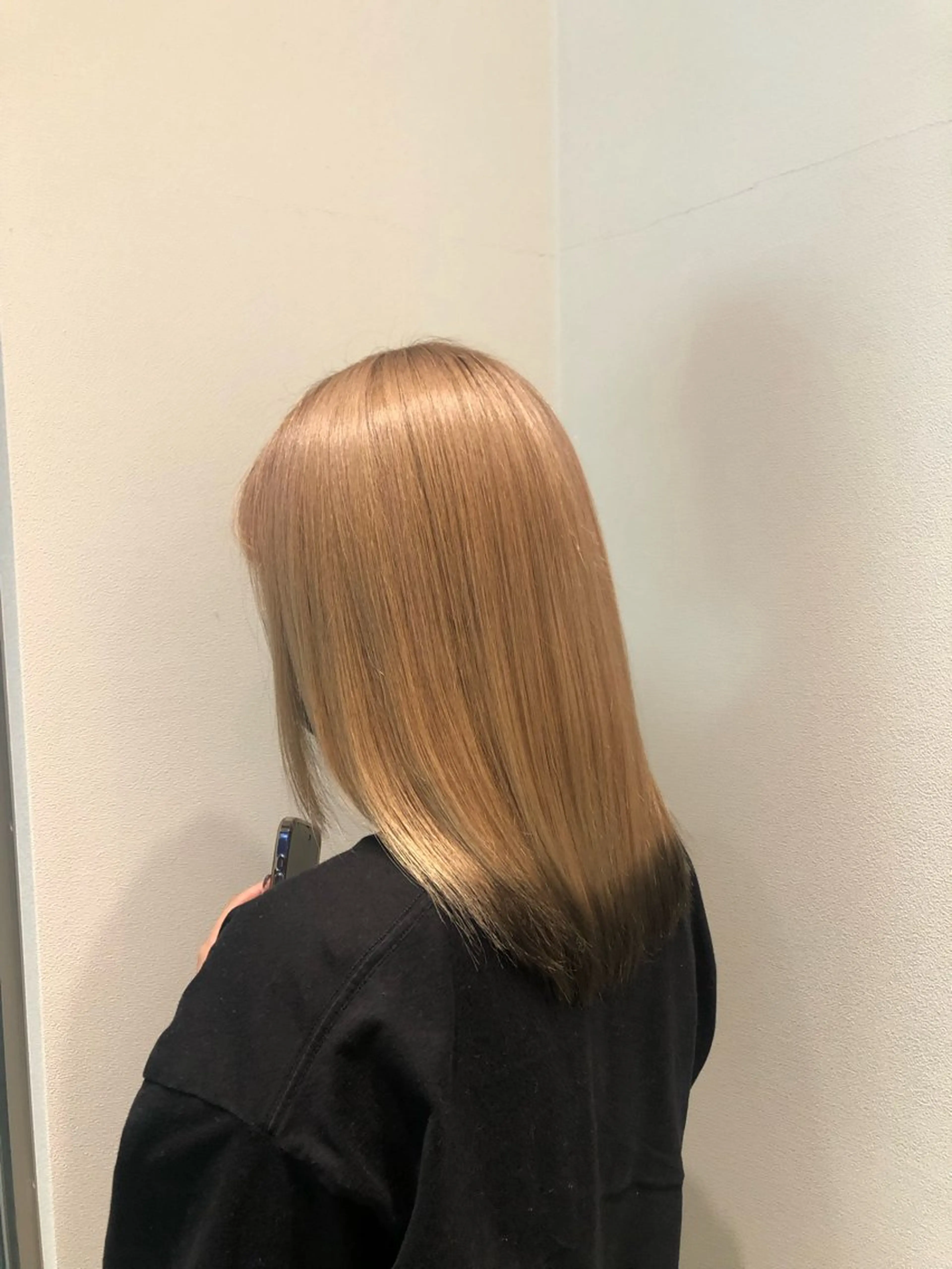 セミロング パーマ カット 縮毛矯正 トリートメント 須賀 一美のヘアスタイル