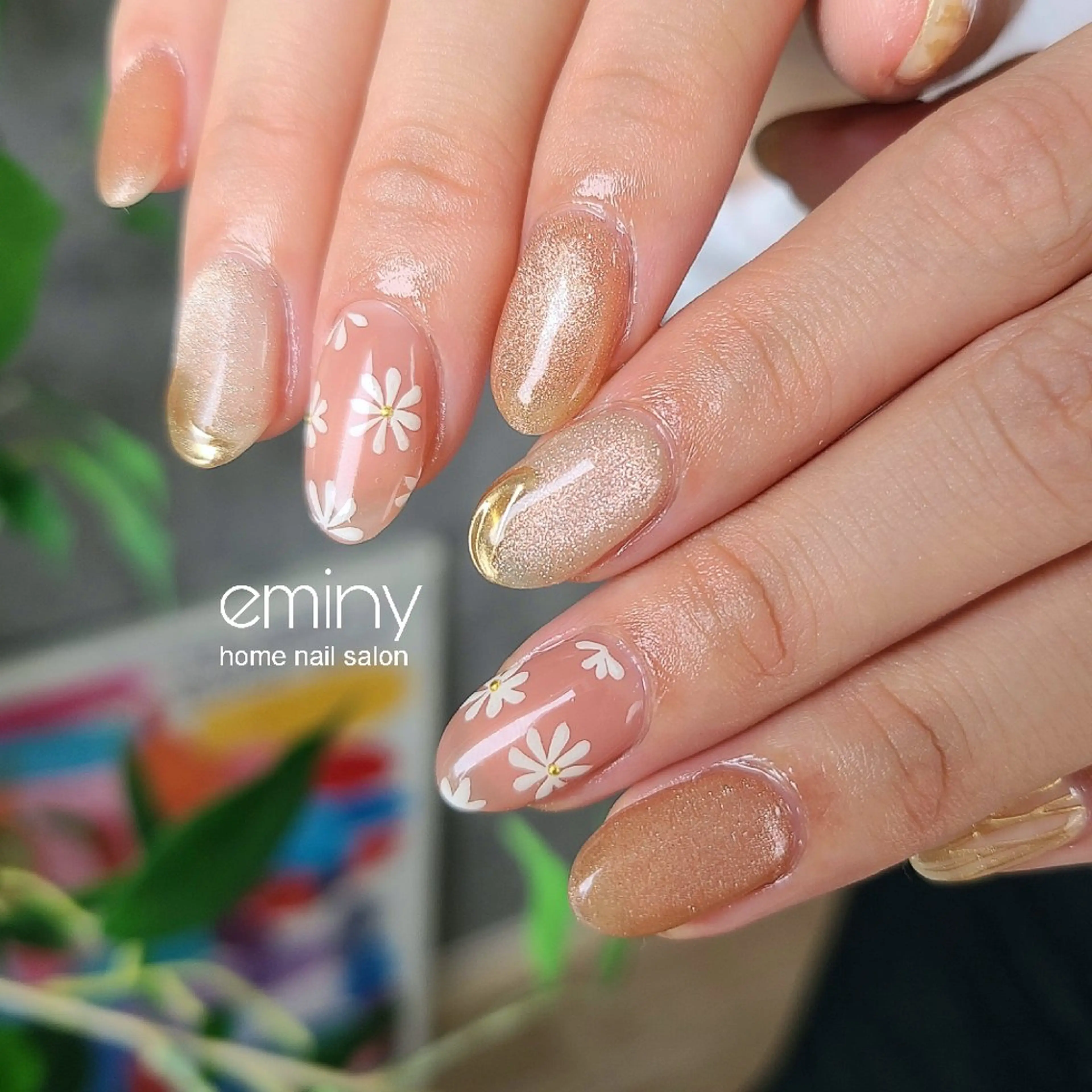 ネイル フラワーネイル ジェルネイル キラキラネイル マグネットネイル ミラーネイル ハンドネイル nail salon  eminyのネイルデザイン