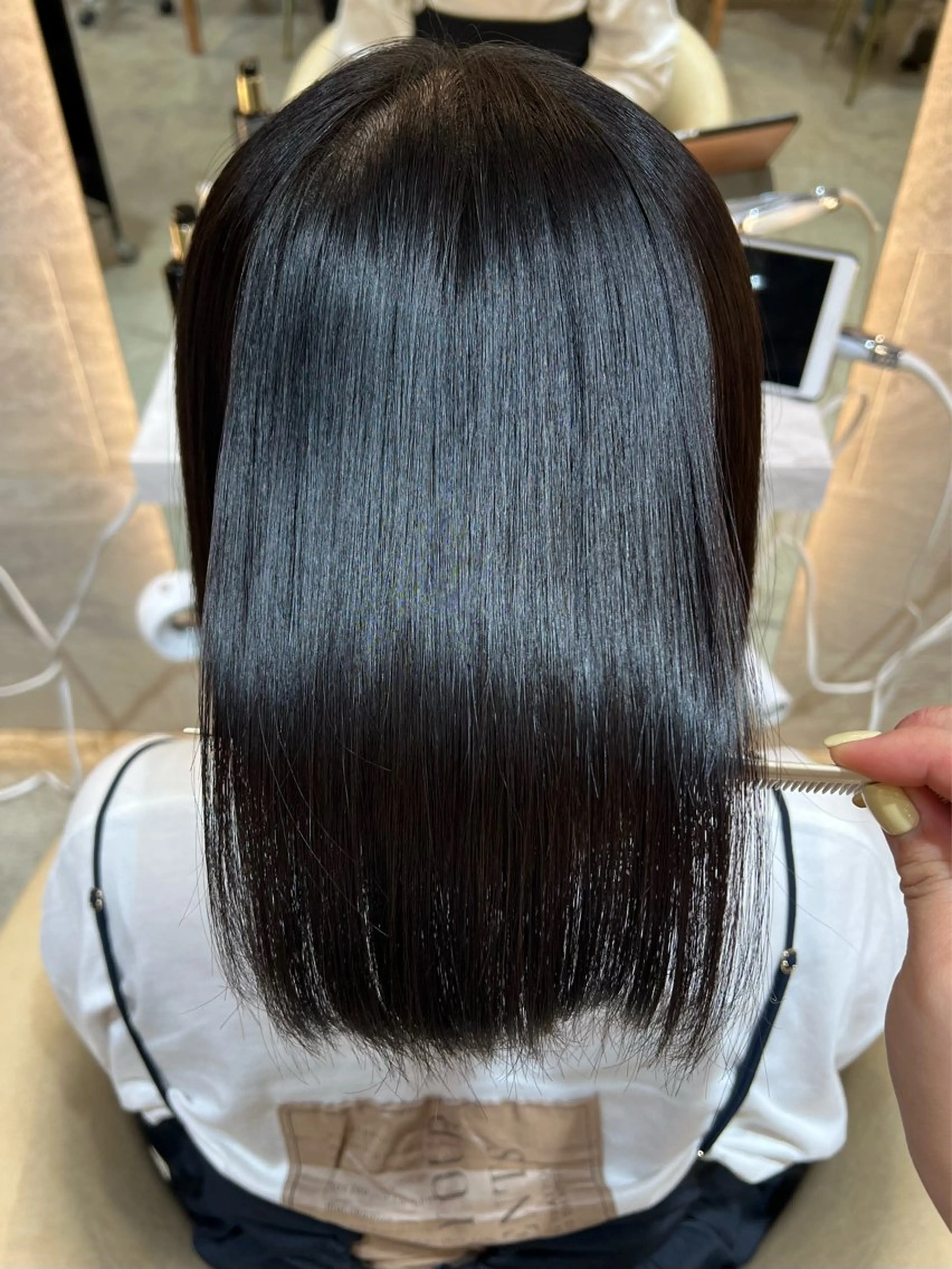 ミディアム カラー ボブ/巻ける縮毛矯正 /韓国レイヤーはなのヘアスタイル