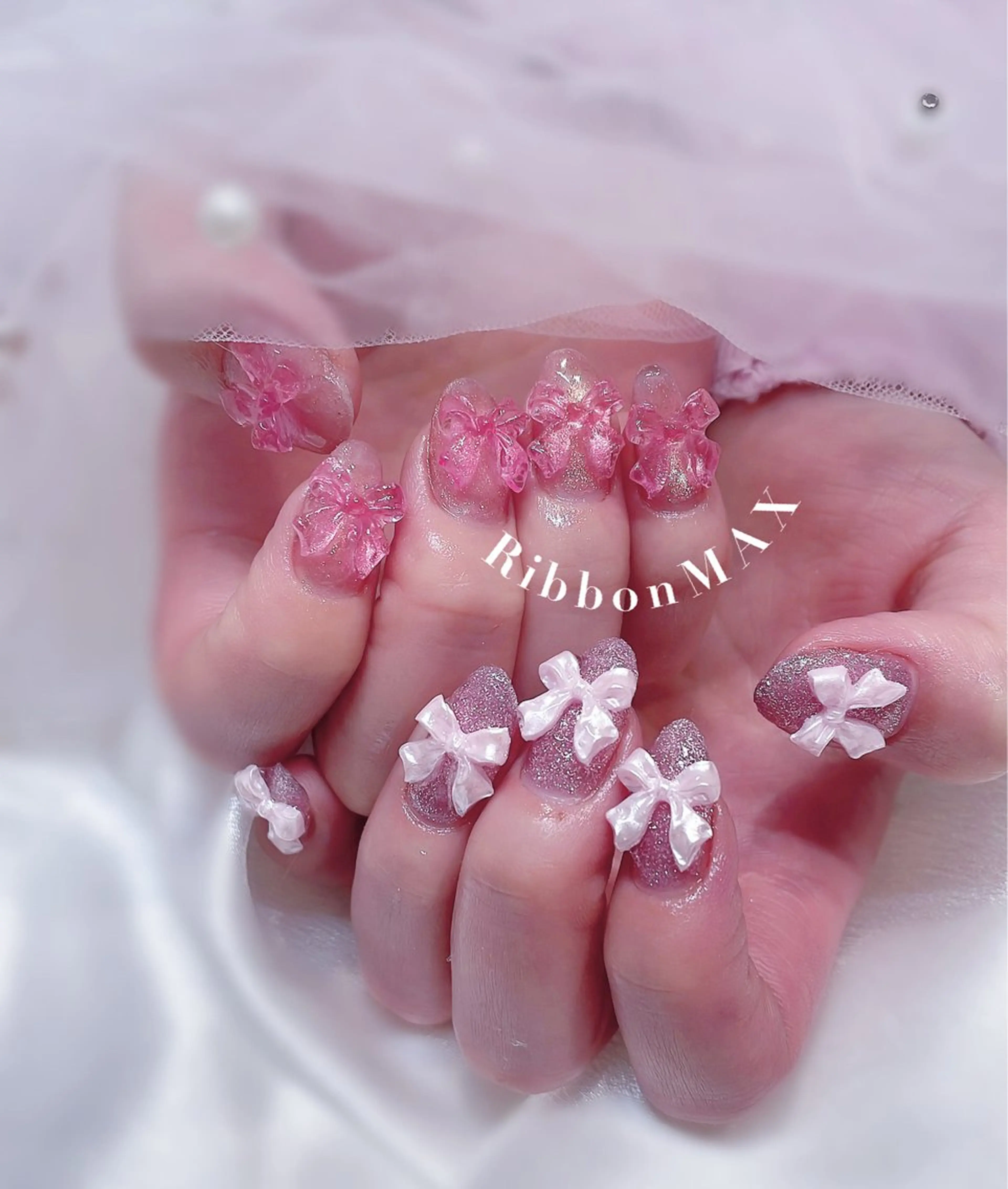 ネイル ️🫧もこ 艶感ネイル🫧のネイルデザイン