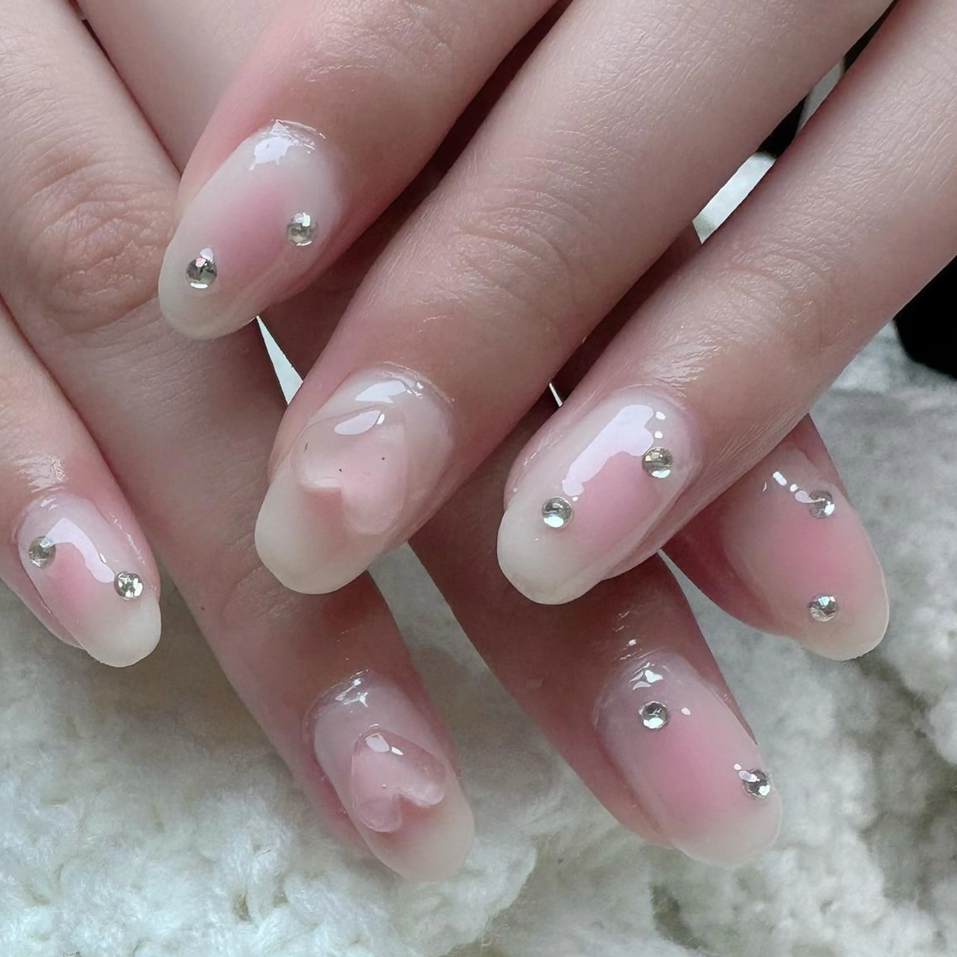 ネイル 新山 聖のネイルデザイン