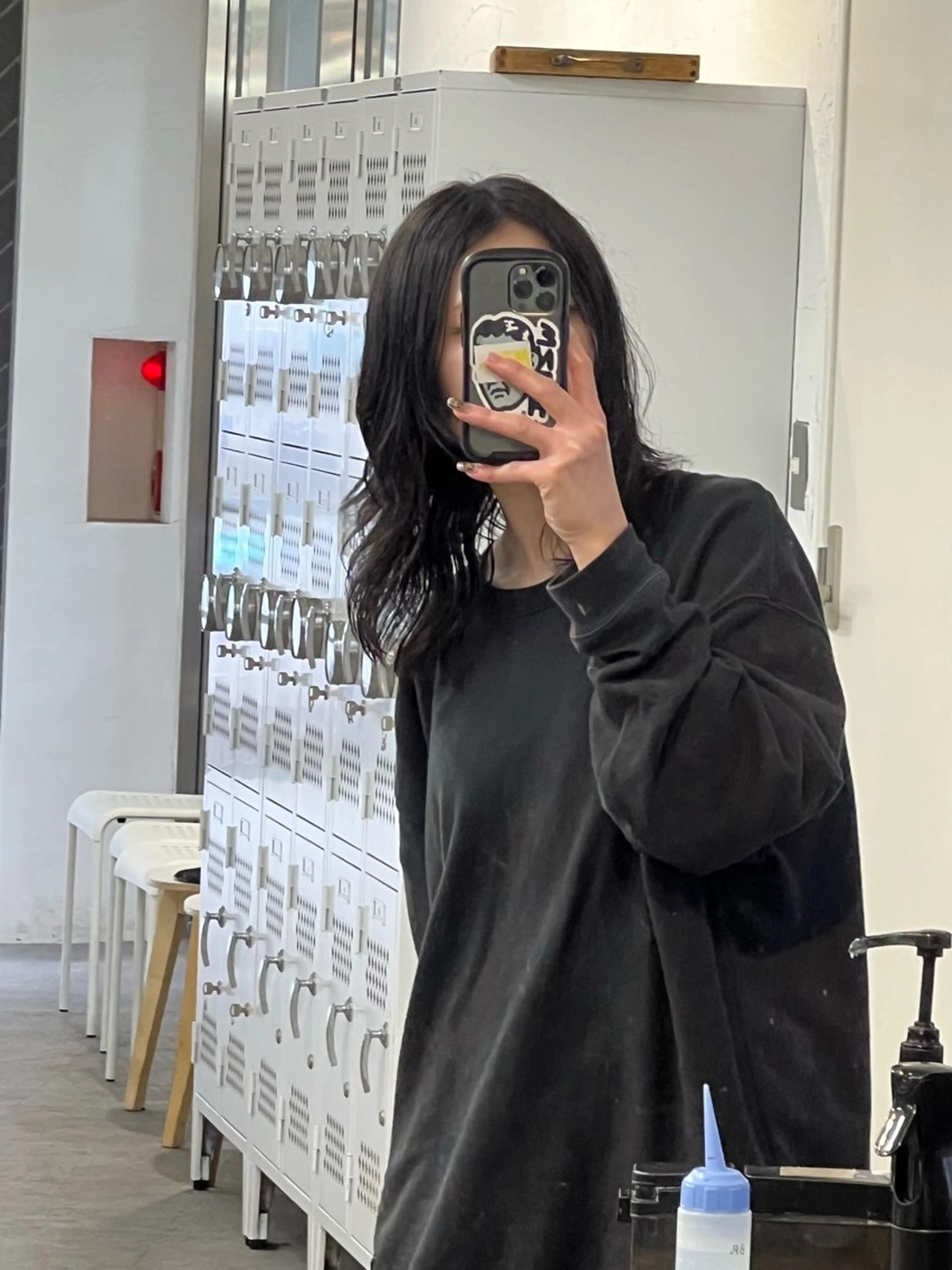 ミディアム カラー パーマ ヘアアレンジ くせ毛 顔まわりレイヤー 韓国風ヘア レイヤーカット ストレートパーマ ショートヘア原宿 fifth コシのヘアスタイル
