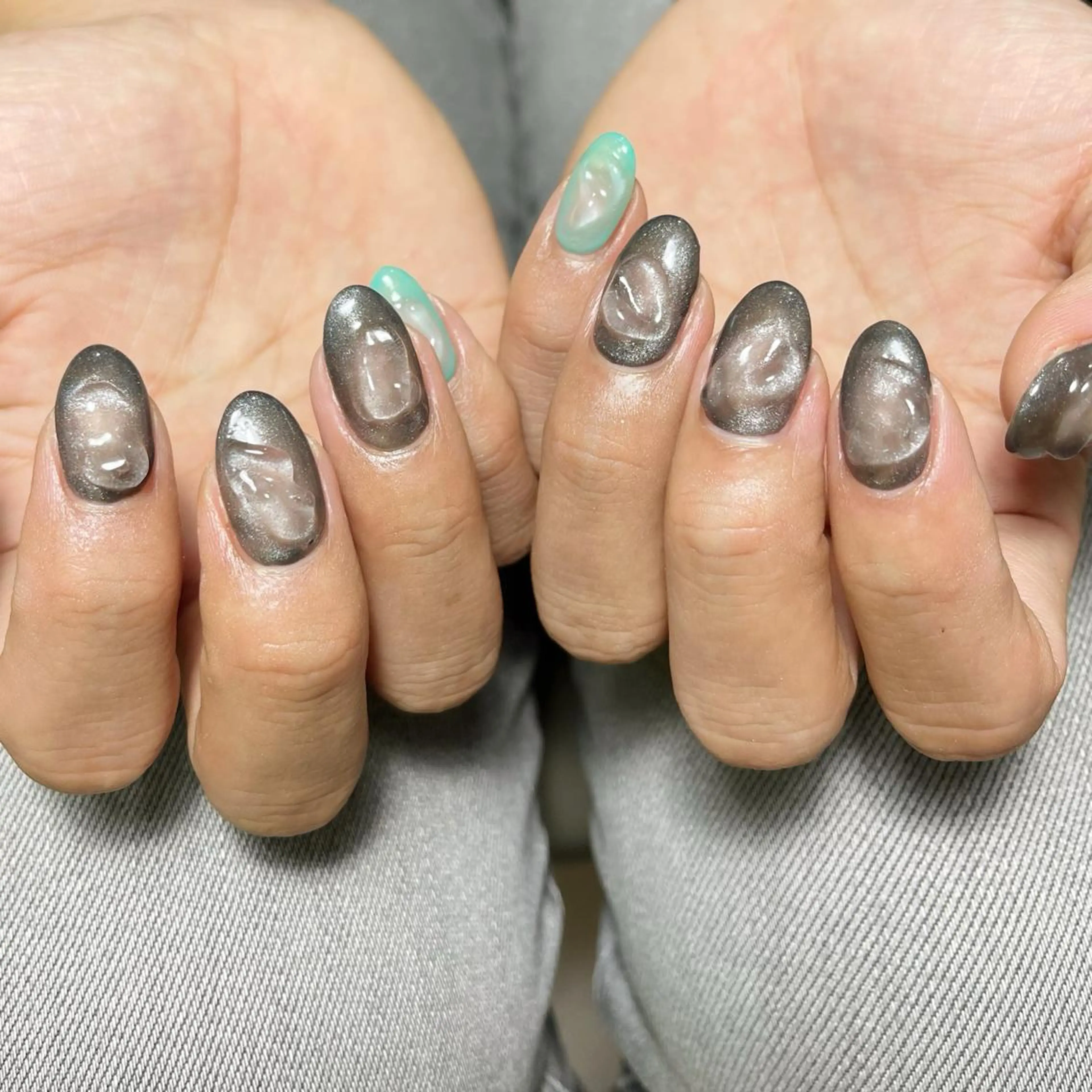 メンズ ネイル メンズ韓国風 アートネイル フットネイル ジェルネイル キラキラネイル Y nail なんば堀江店のネイルデザイン