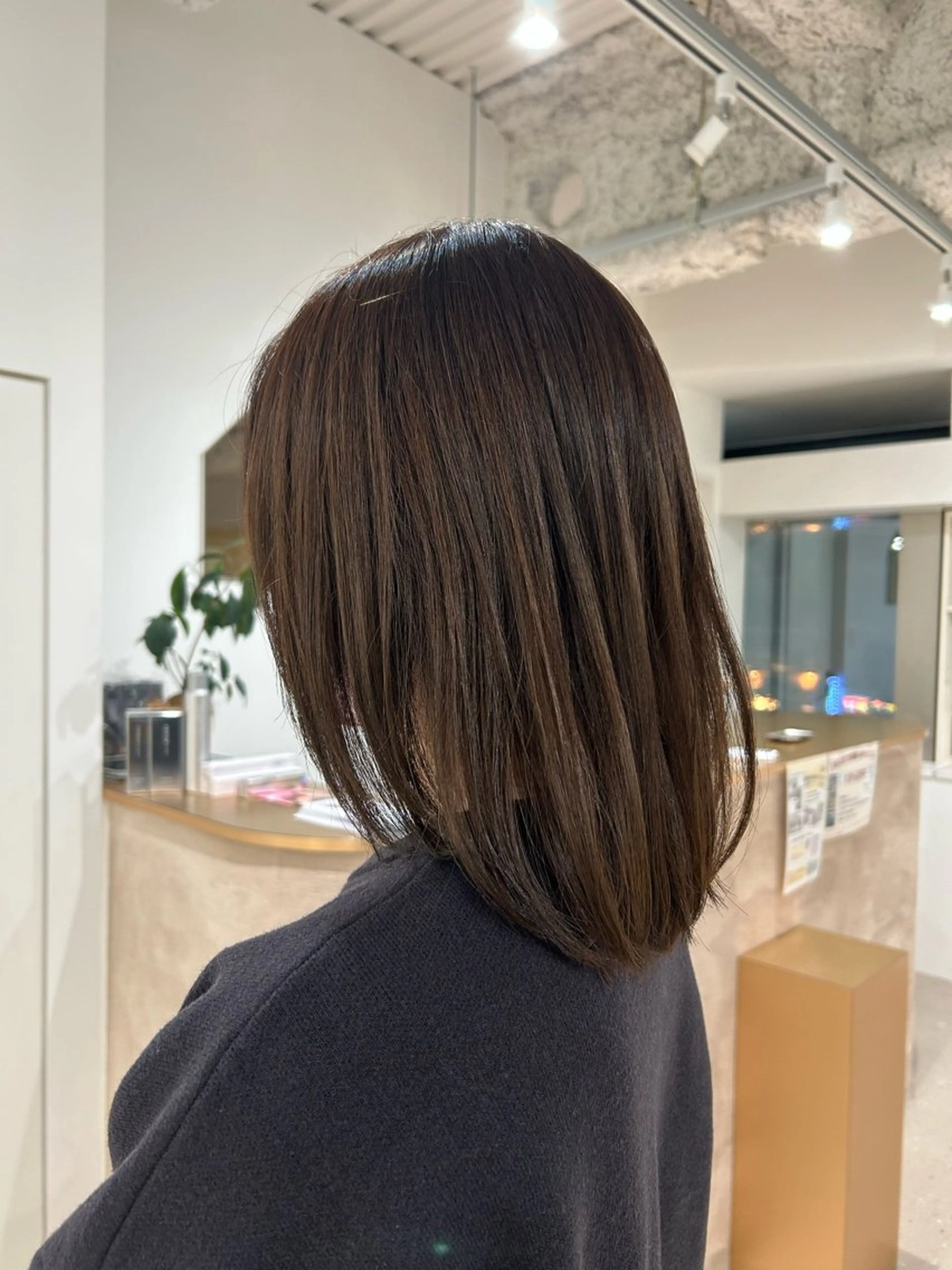 ミディアム アッシュ 髪質改善 ヘアカラー 鍛治 美月稀のヘアスタイル