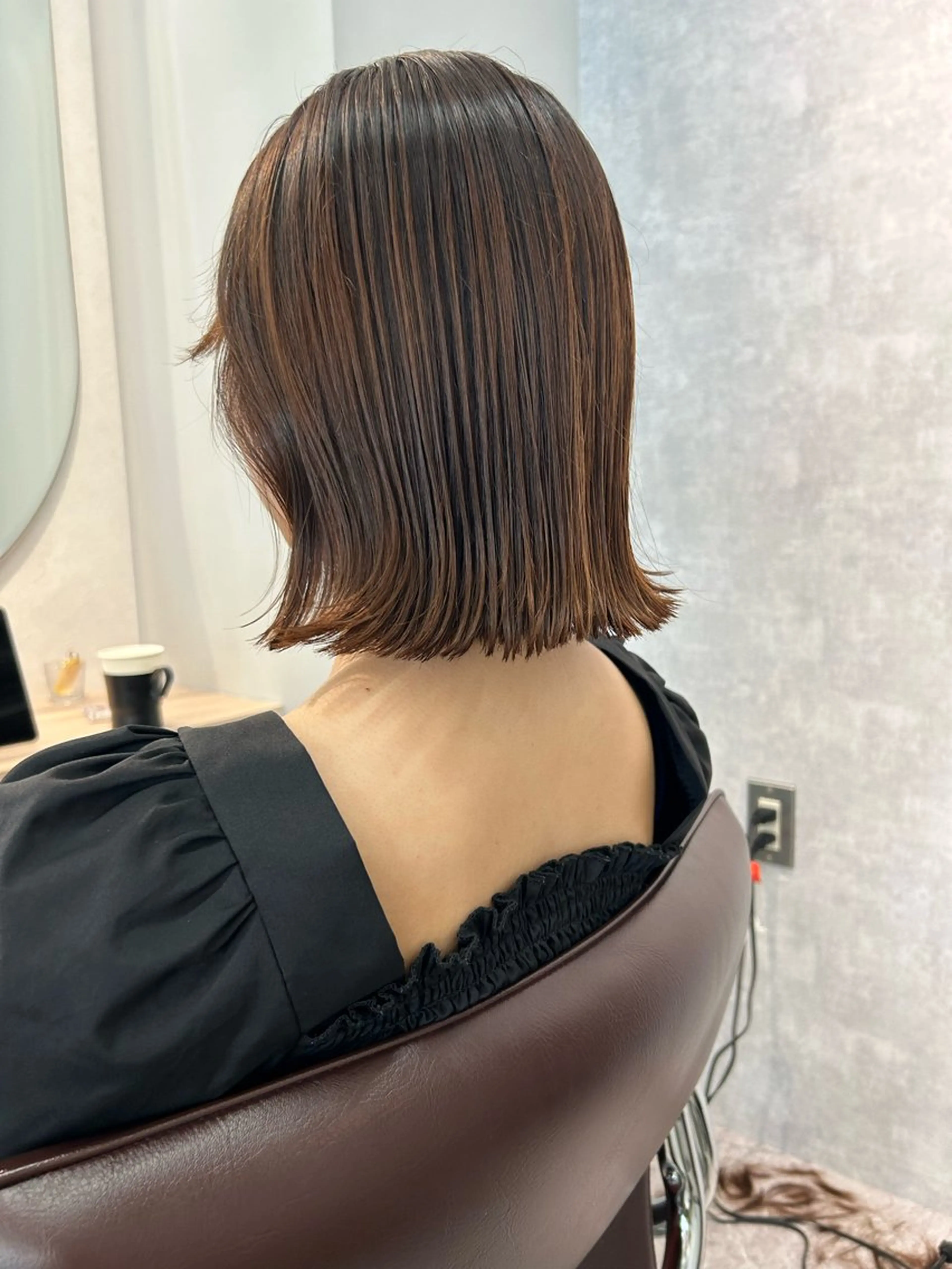 ミディアム ボブ 外ハネヘア 豊島 璃奈のヘアスタイル