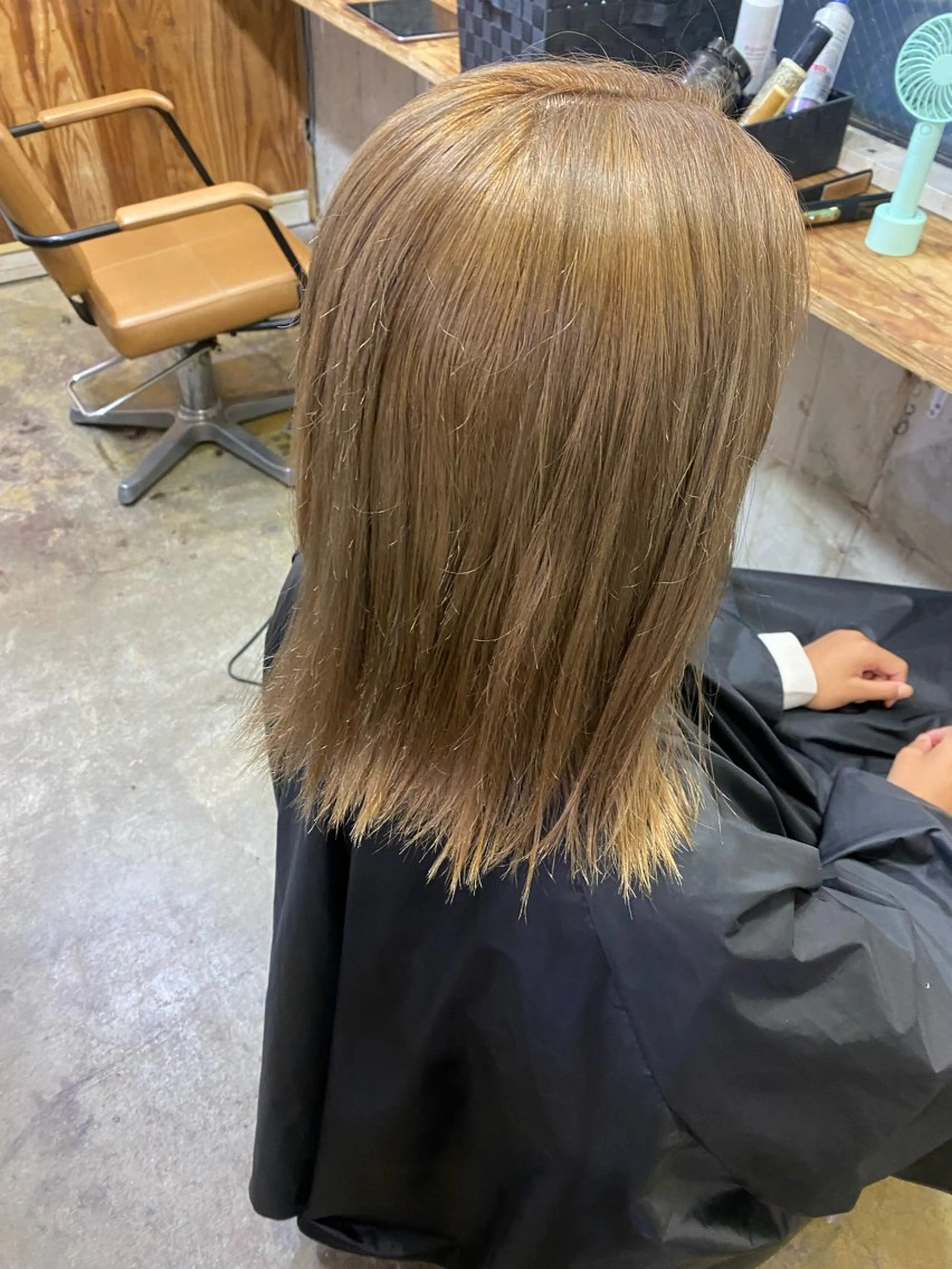 ミディアム カラー ブリーチカラーと、髪 質改善。HARUKAのヘアスタイル