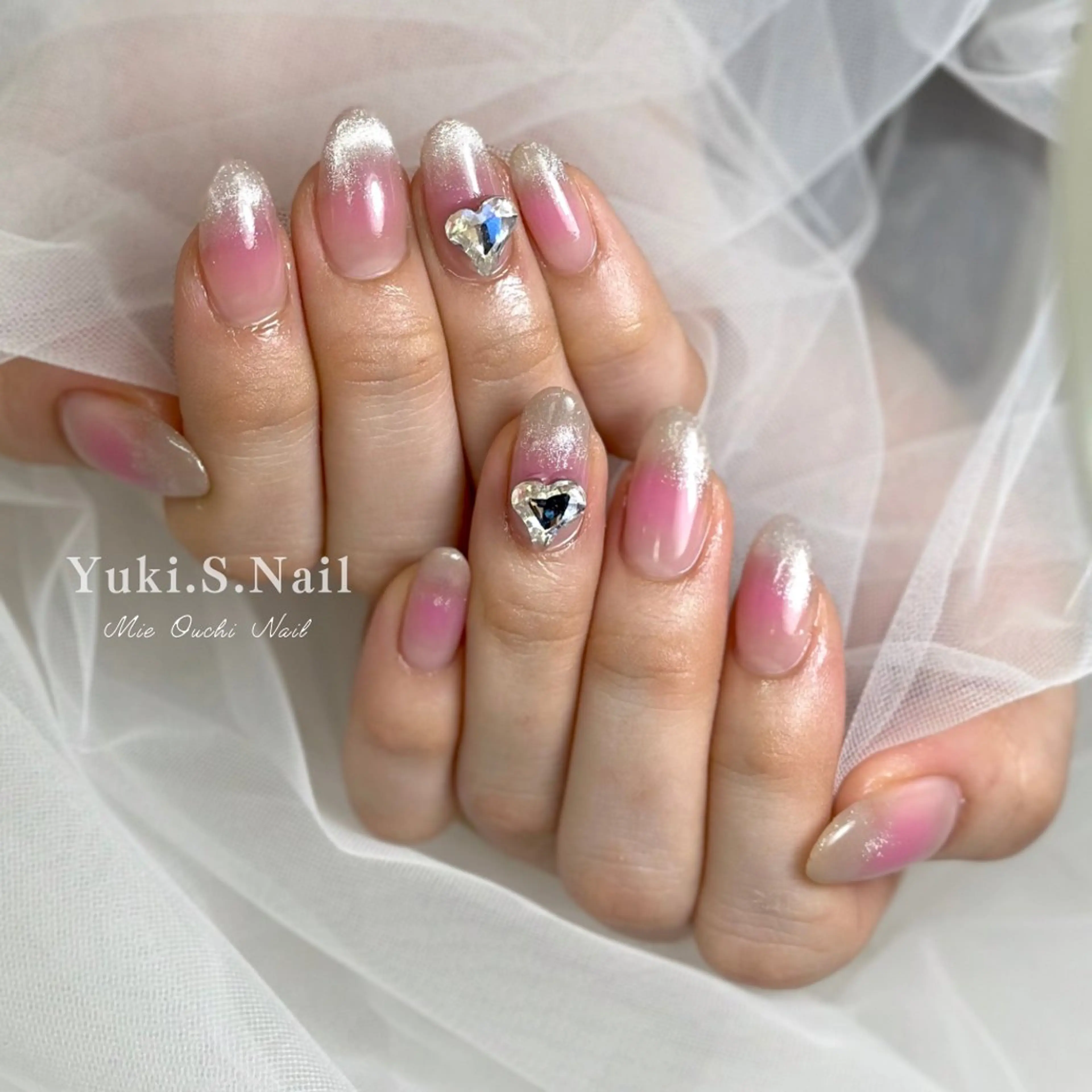 ミディアム ハンドネイル Yuki S.Nailのネイルデザイン