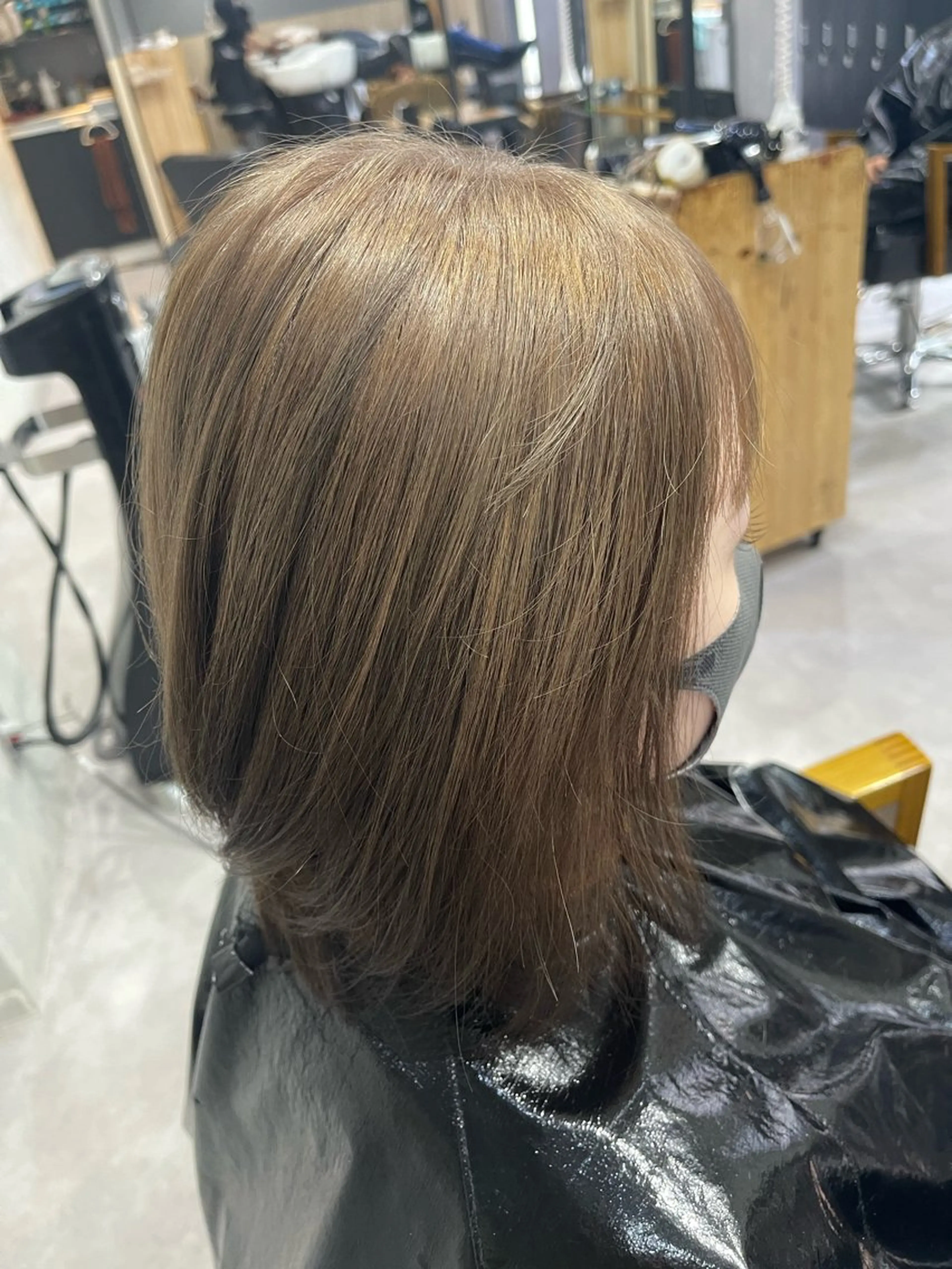 ミディアム lena🎀 透明感カラー/韓国風のヘアスタイル