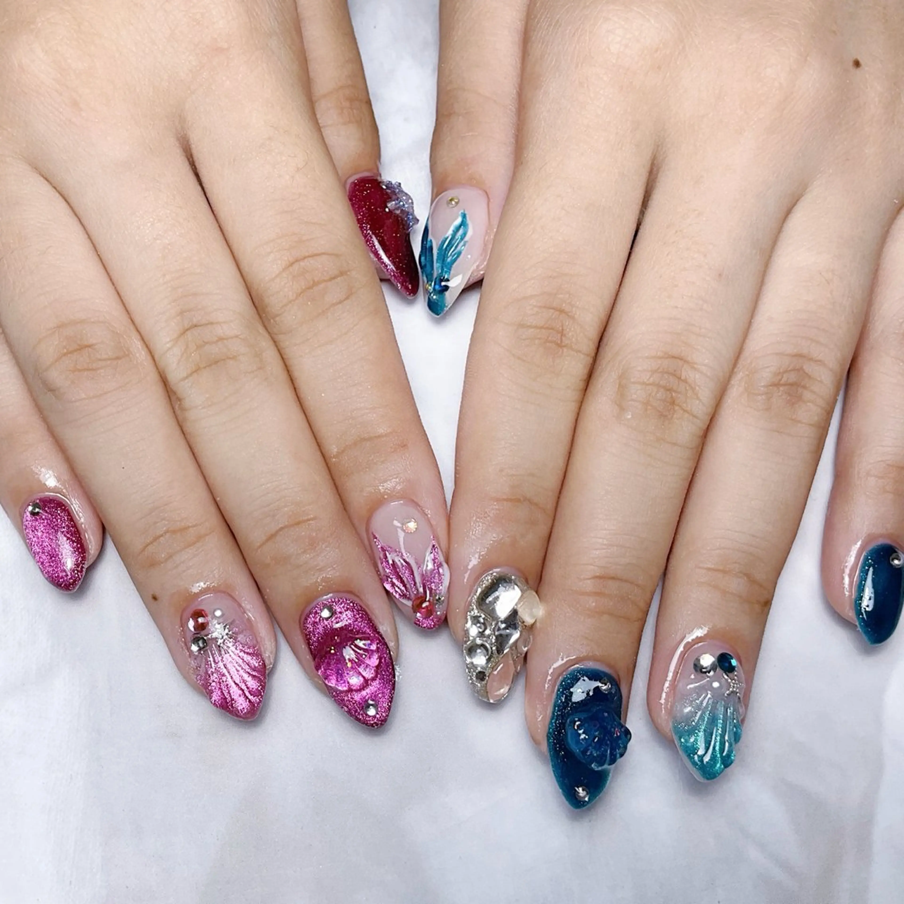 ネイル ハンドネイル 🍭Yun nail hyejin🌸のネイルデザイン