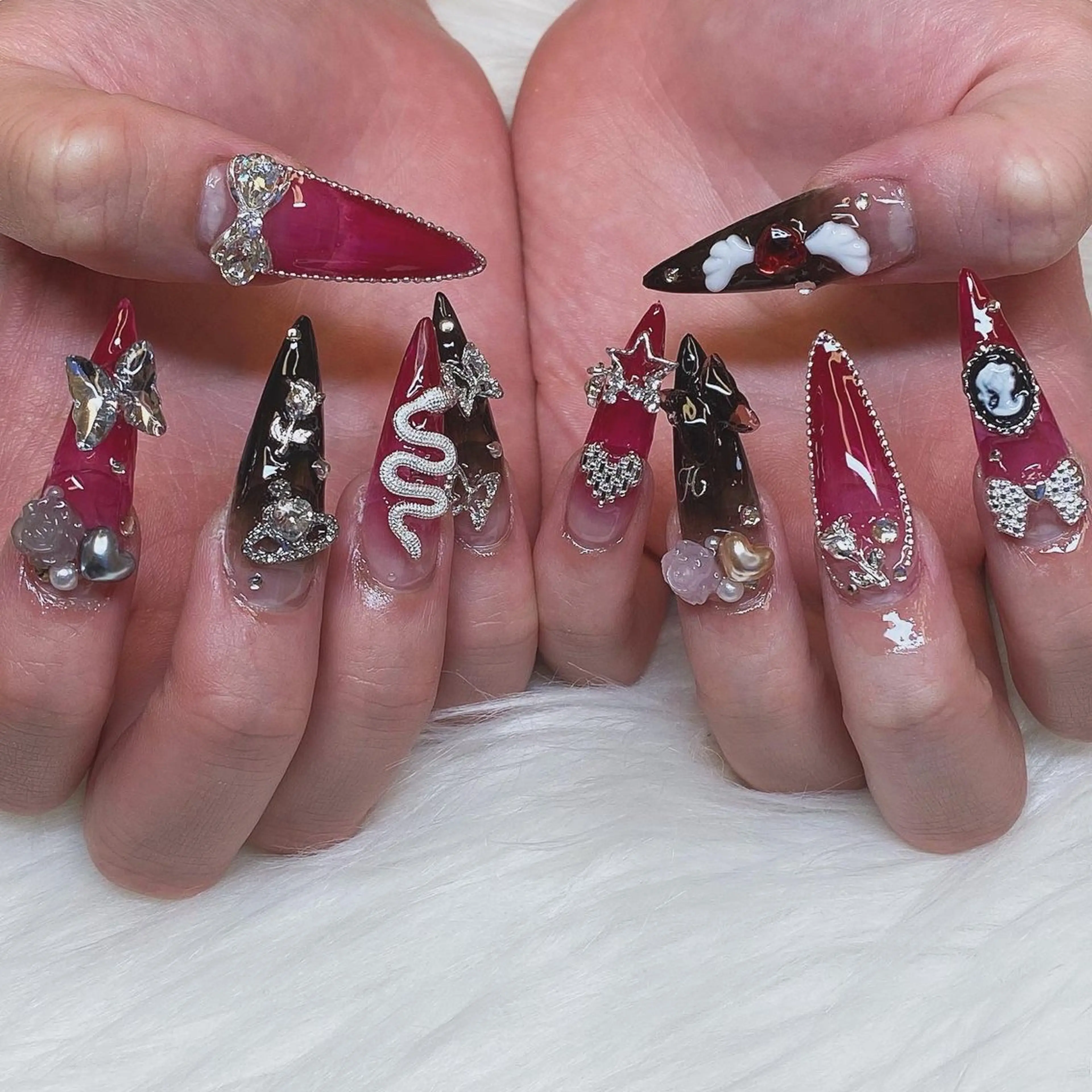 ネイル チークネイル フレンチネイル キラキラネイル 韓国ネイル マグネットネイル studio tam 髙橋彩夏のネイルデザイン