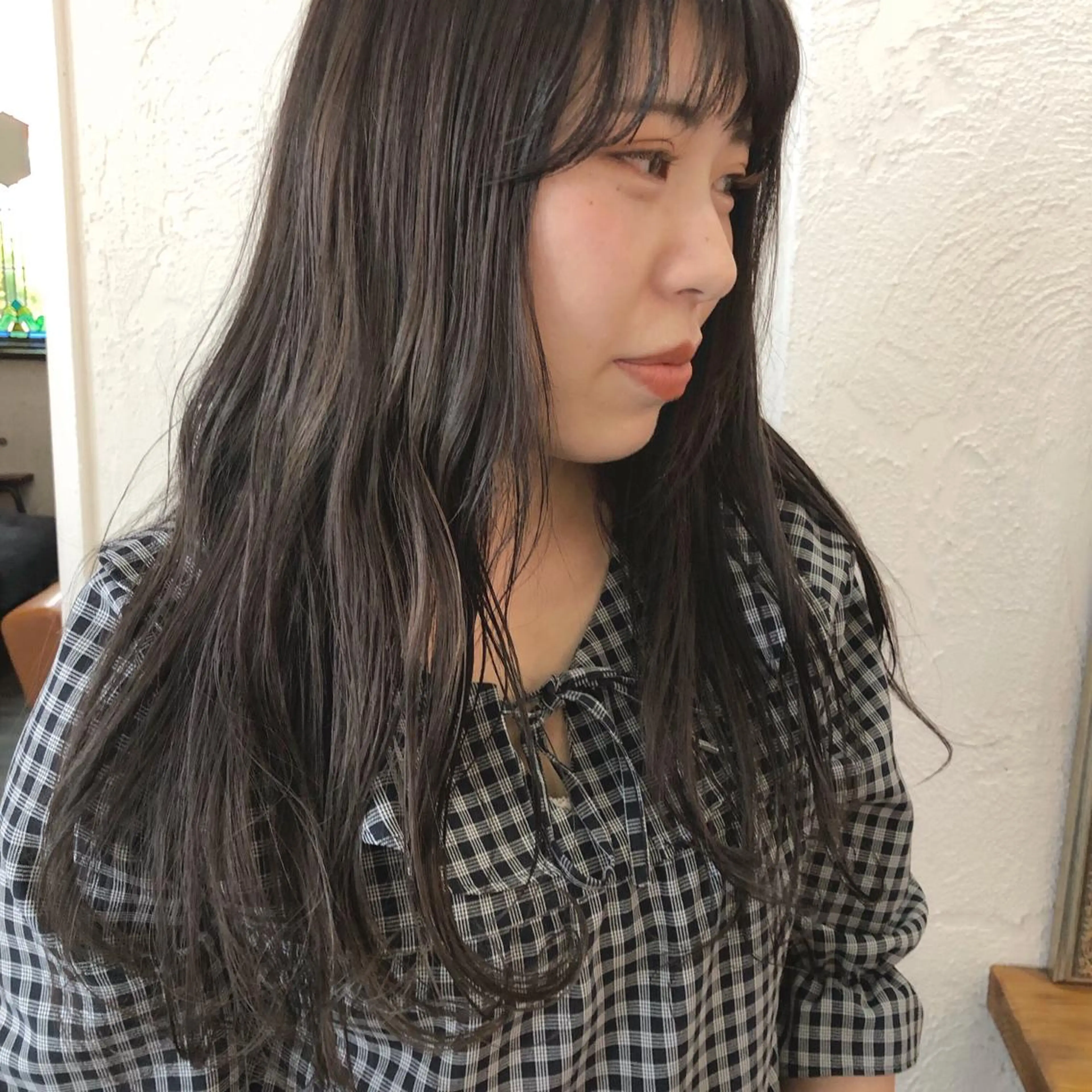 ロング カラー 透明感カラー ディープラベンダー グレージュ ラベンダーカラー ラベンダーグレージュ カット トリートメント 江原 彩華のヘアスタイル