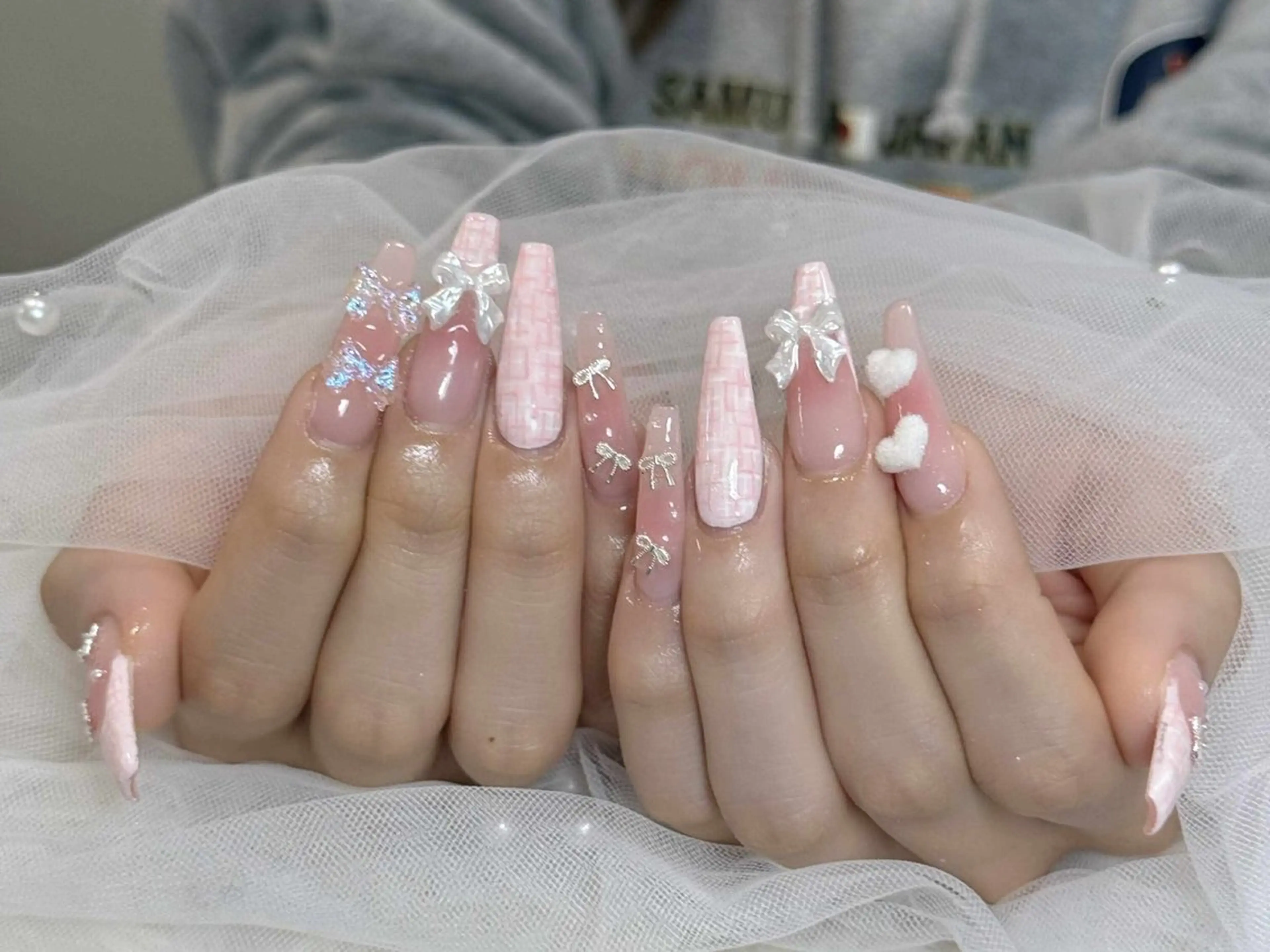 ネイル ボルドー ブラウン チークネイル ドット フットネイル Julli NailStudioのネイルデザイン