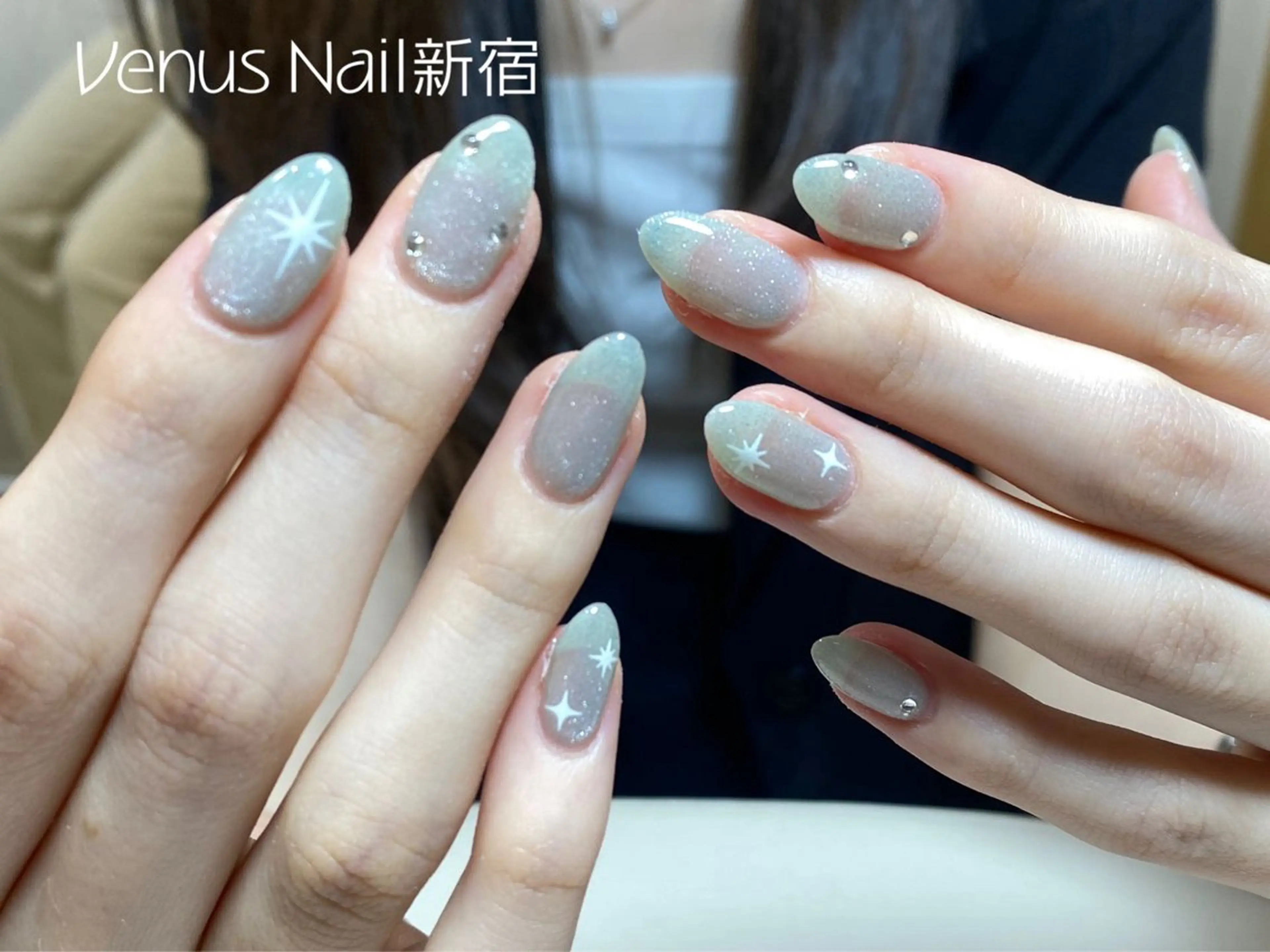 ネイル マグネットネイル ワンカラーネイル ストーンネイル Venus nail チップ長さだし専門店のネイルデザイン