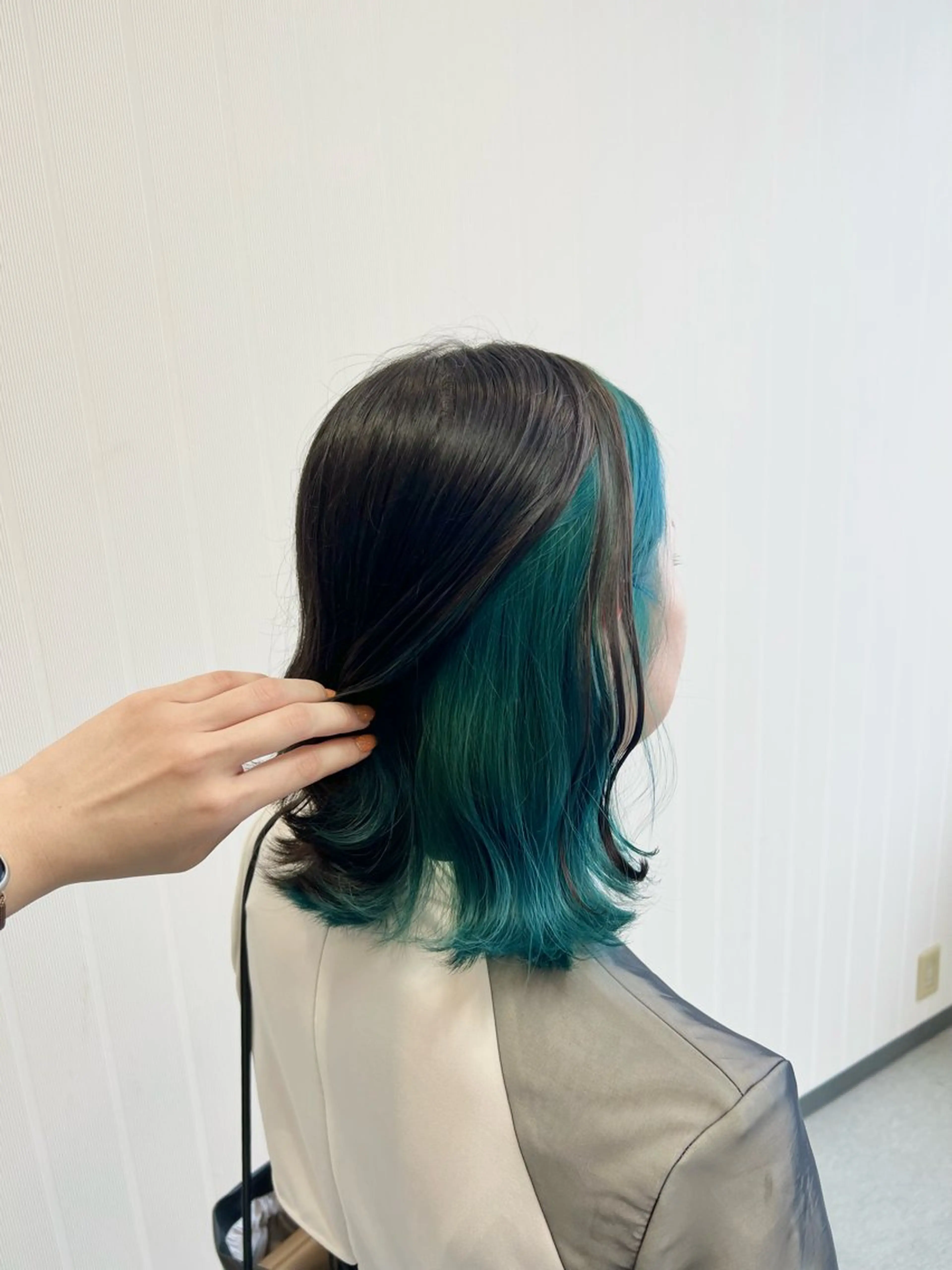 ミディアム カラー 京橋🫧七菜 /艶カラー/髪質改善のヘアスタイル