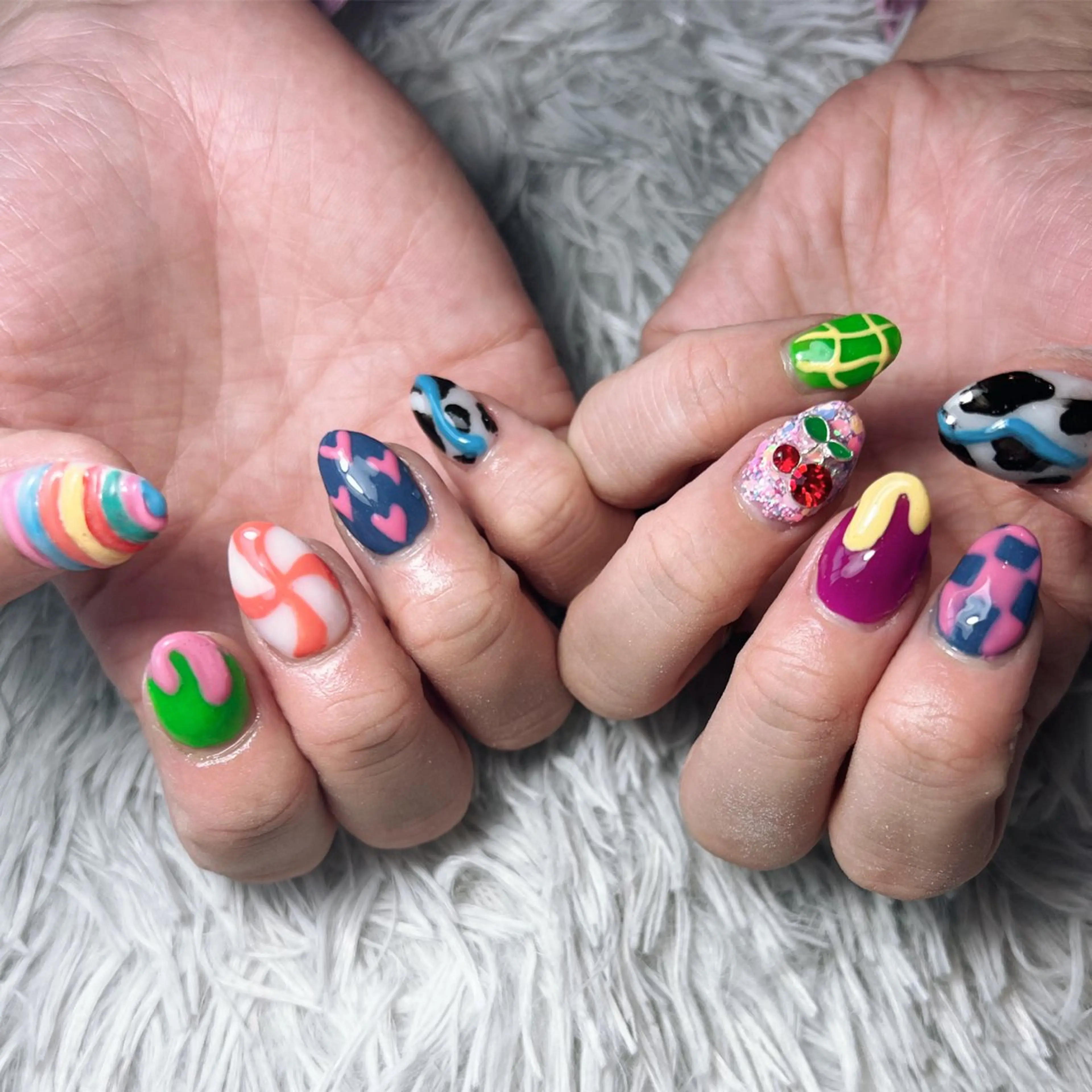 ネイル アートネイル スカルプネイル ショートネイル ハンドネイル シェヌネイル JURAのネイルデザイン