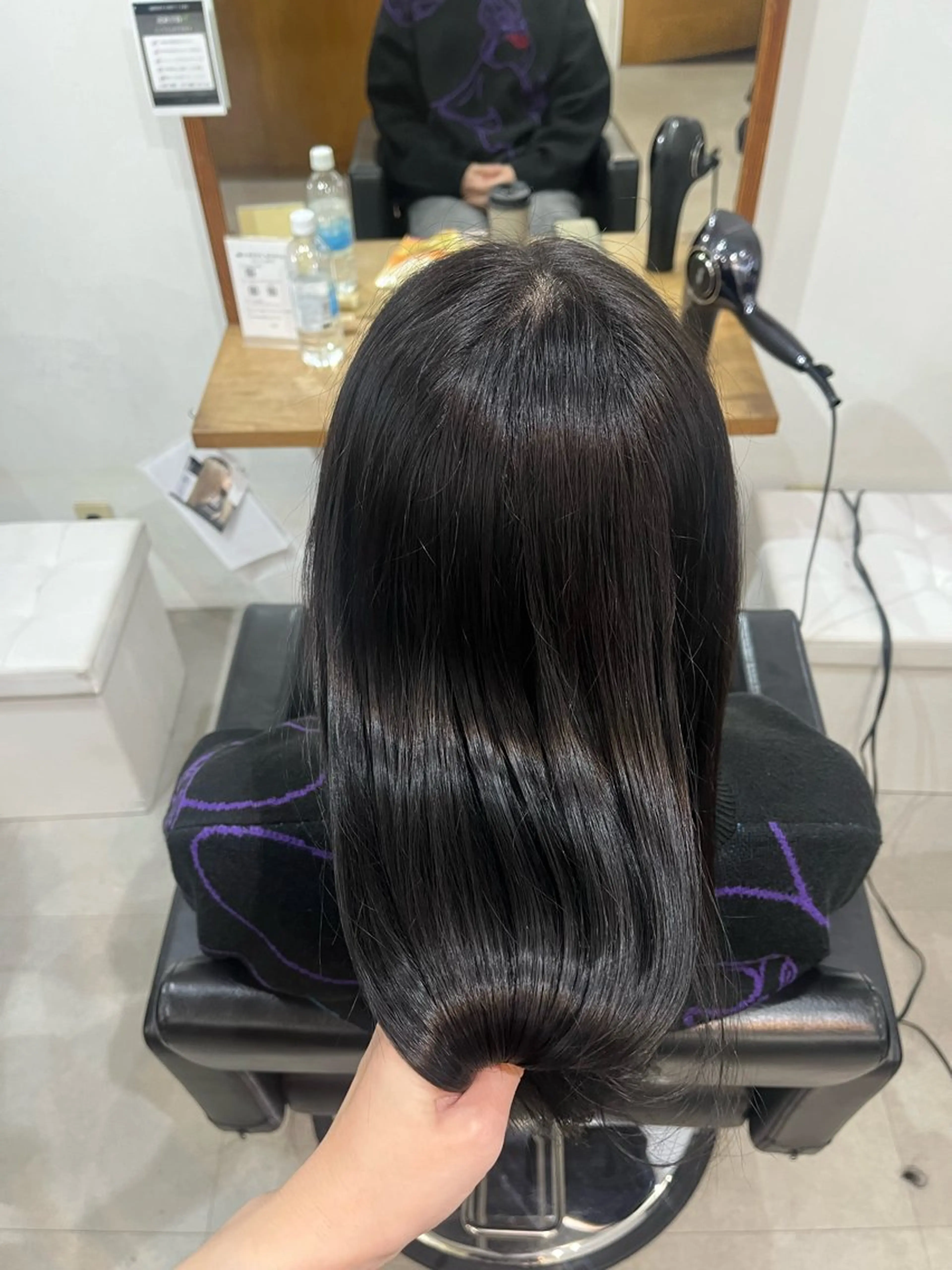 セミロング ✨🎨ブリーチなし 透明感カラー✨美友のヘアスタイル