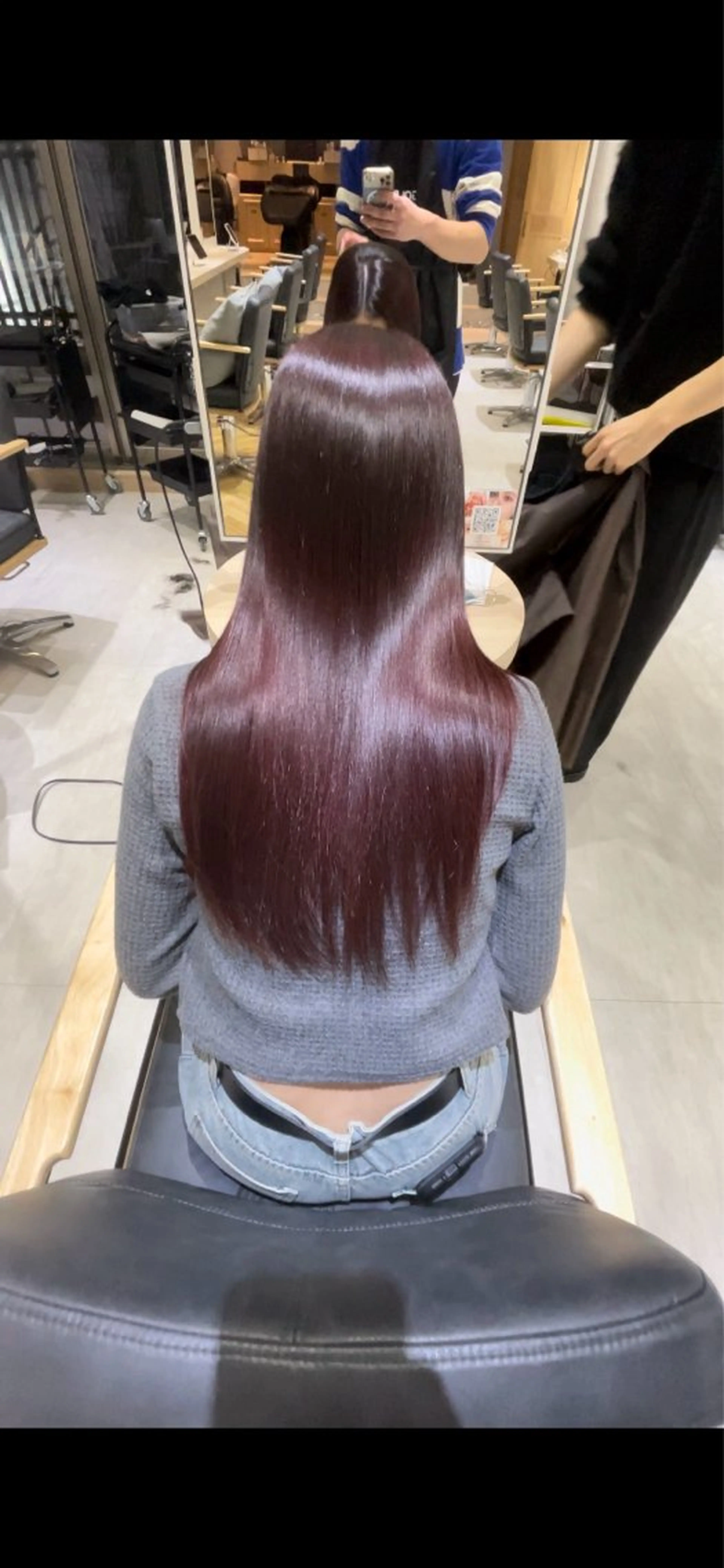 ロング カラー フェイスレイヤー/ 小顔/髪質改善　関のヘアスタイル