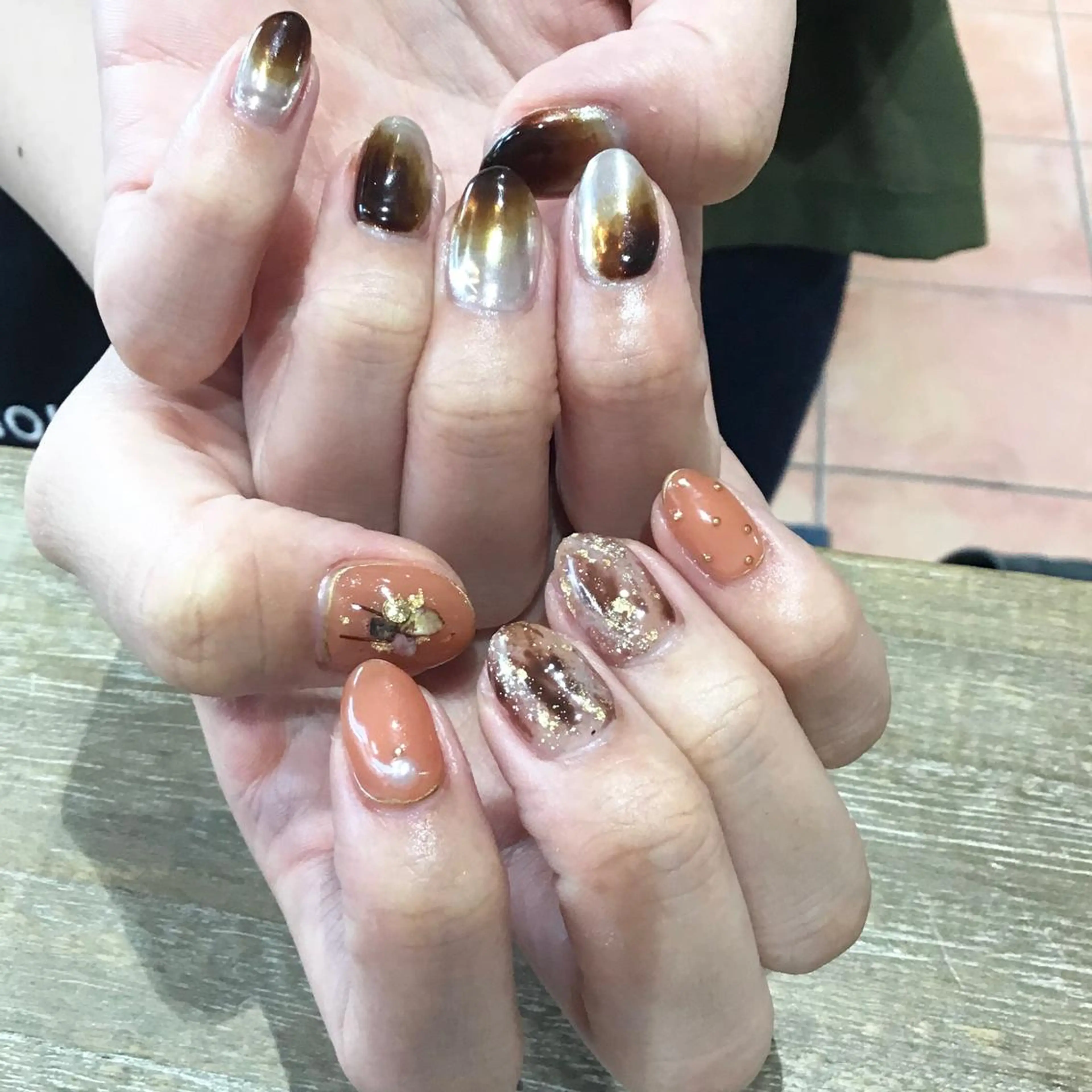 ネイル ハンドネイル Nest 三田のマツエク・マツパデザイン