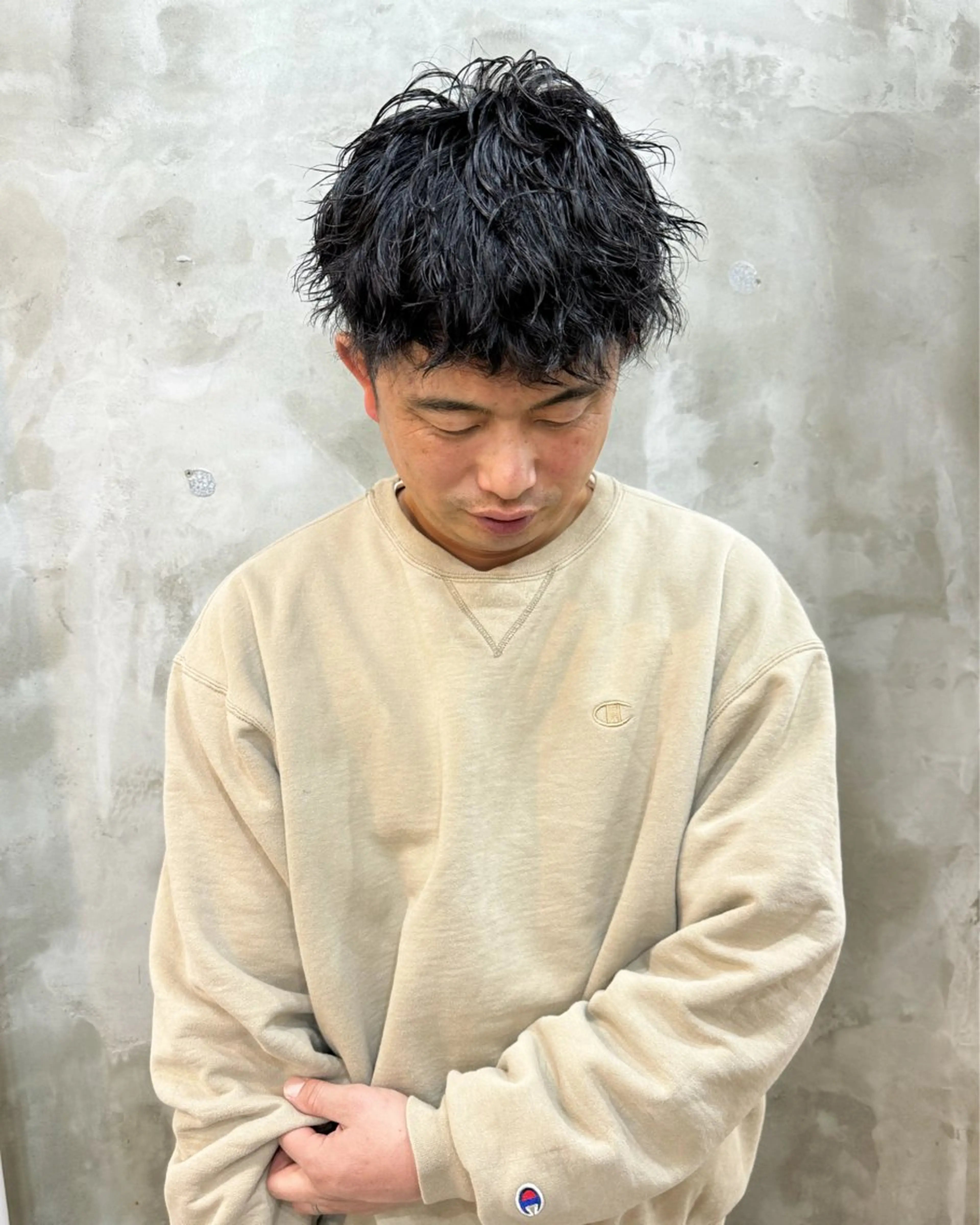 ショート パーマ メンズ マッシュ メンズパーマ ツイストスパイラルパーマ 刈り上げ スパイラルパーマ 志賀 あずみのヘアスタイル