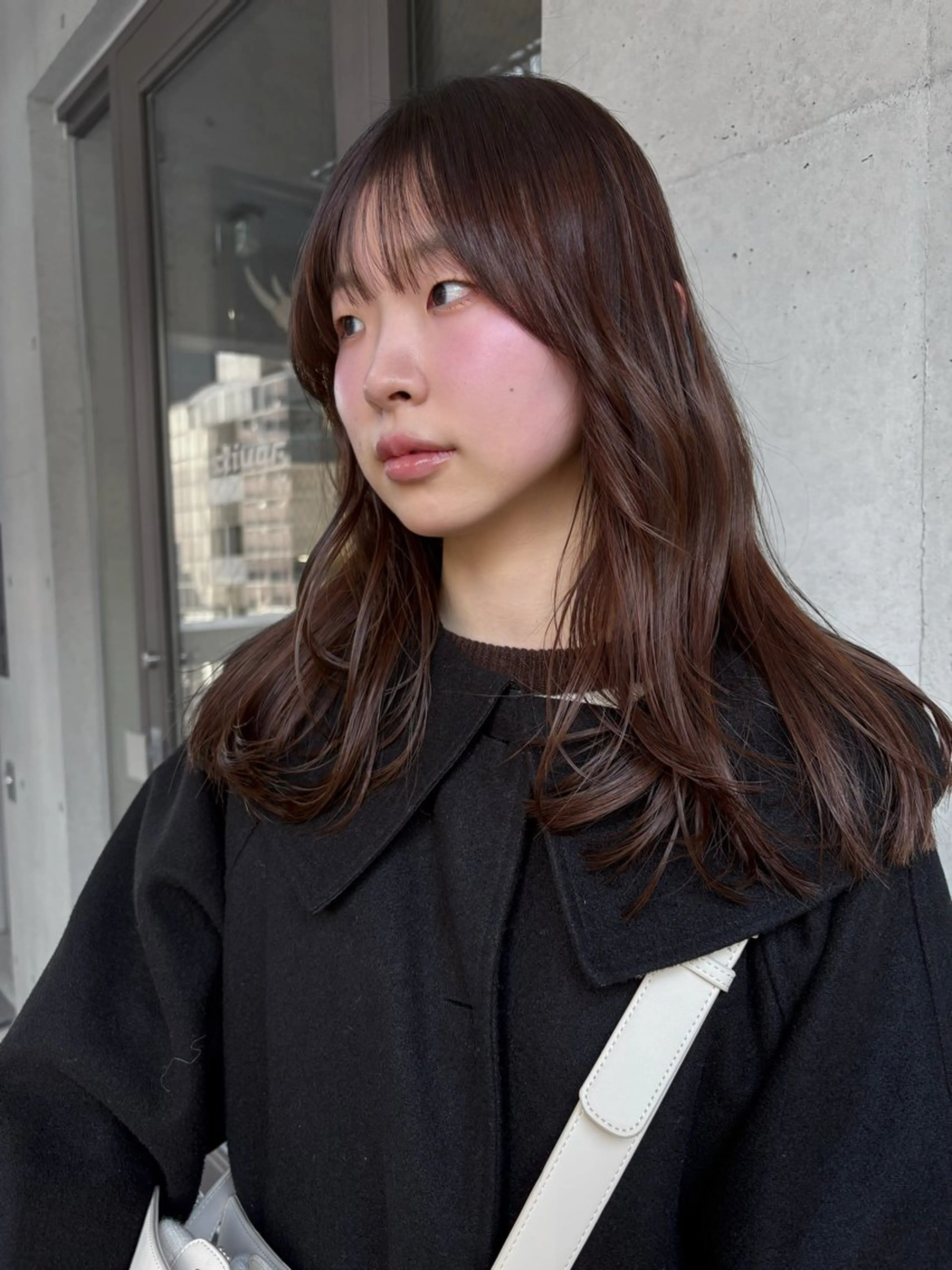 セミロング 薄暮 マツイ レンのヘアスタイル